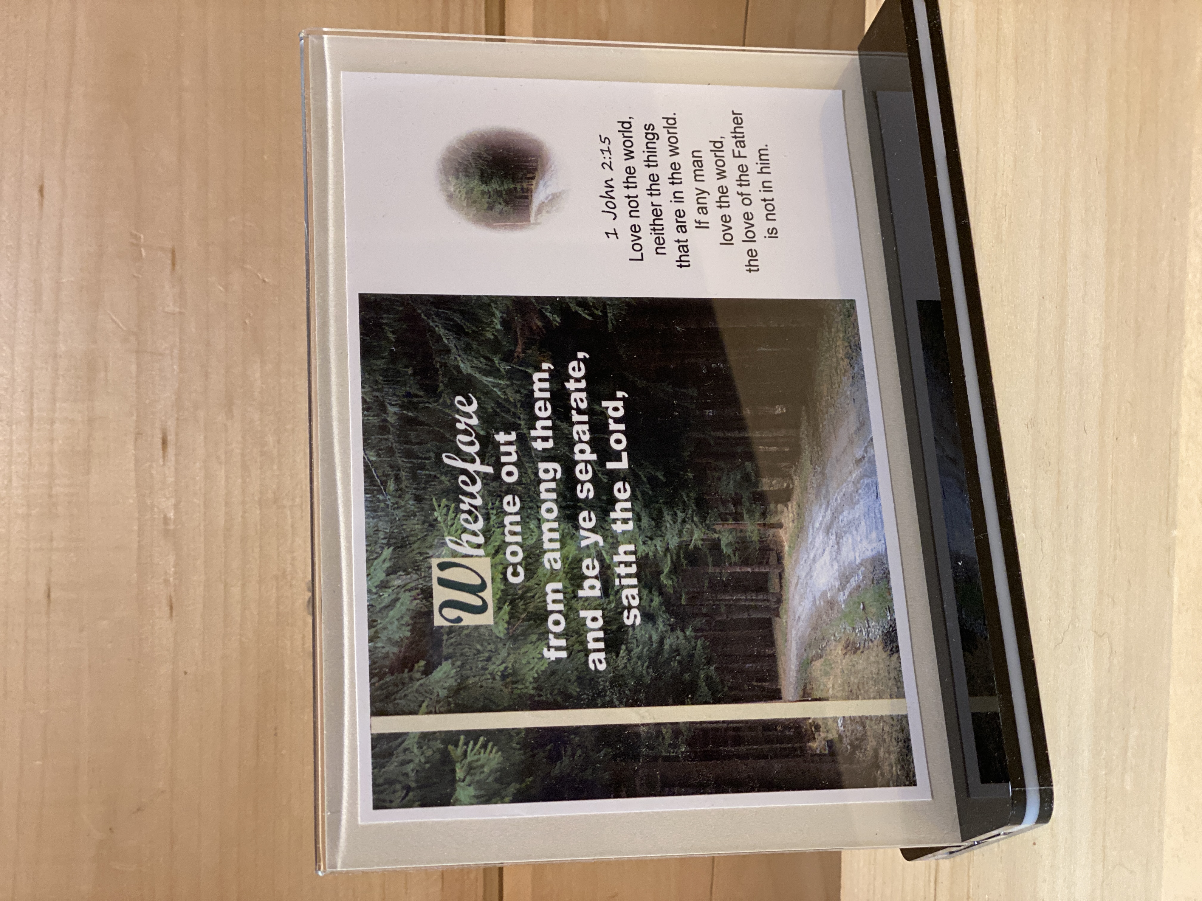 Be Strong Christian Plaque, Desk Sign, Inspirational Words, KJV Scripture, Motivational