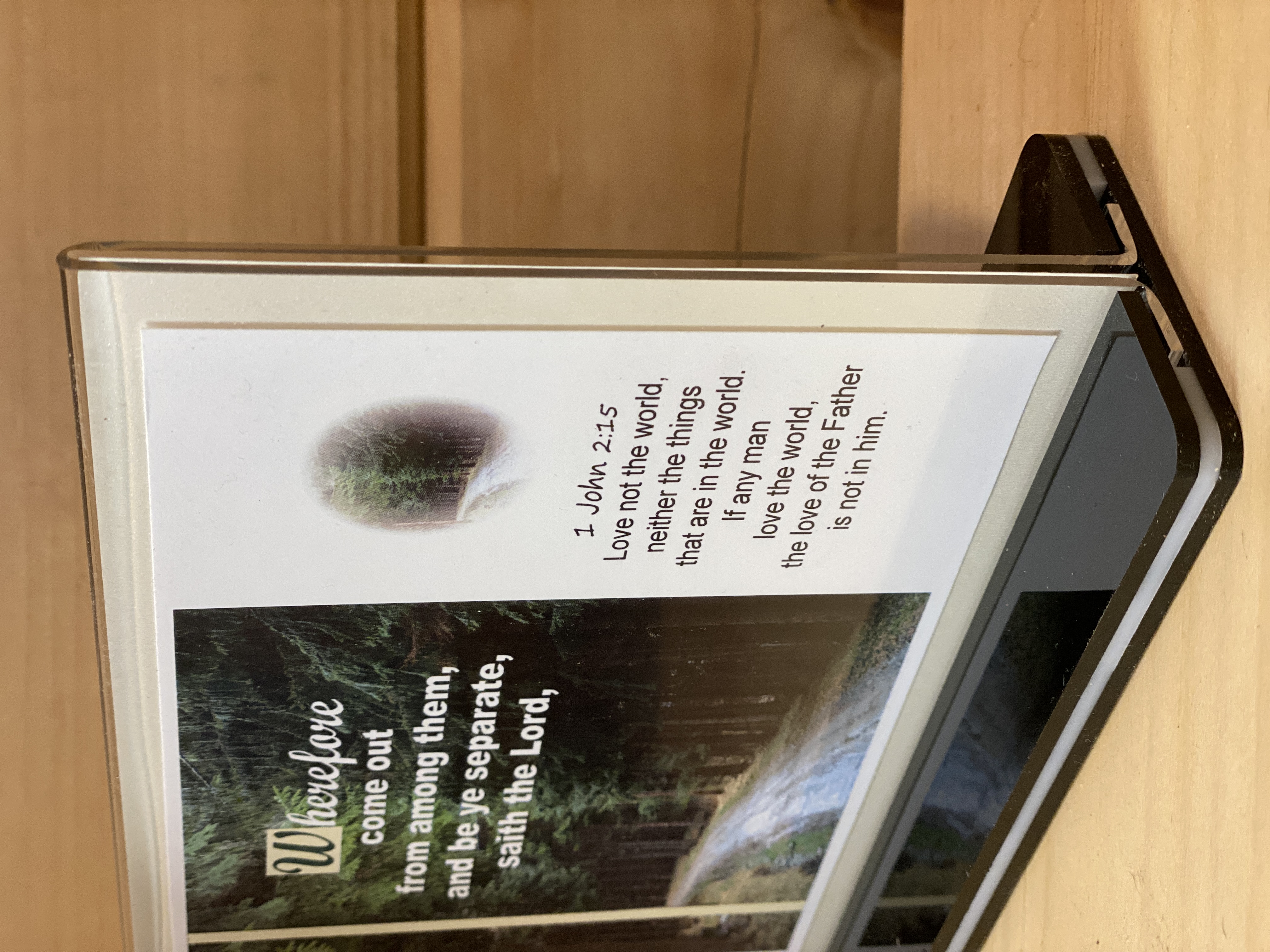 Be Strong Christian Plaque, Desk Sign, Inspirational Words, KJV Scripture, Motivational