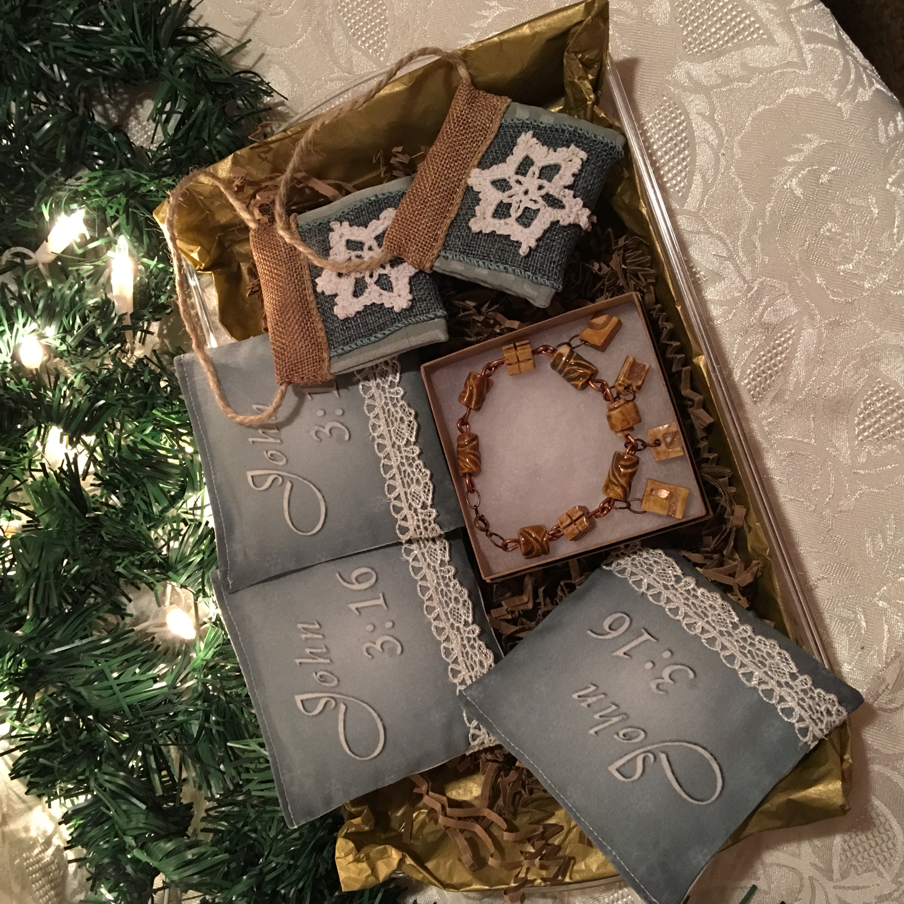 GIFT SET! God's Grace 3 sachets, 2 hanging sachets and 1 porcelain bracelet; Great gift!