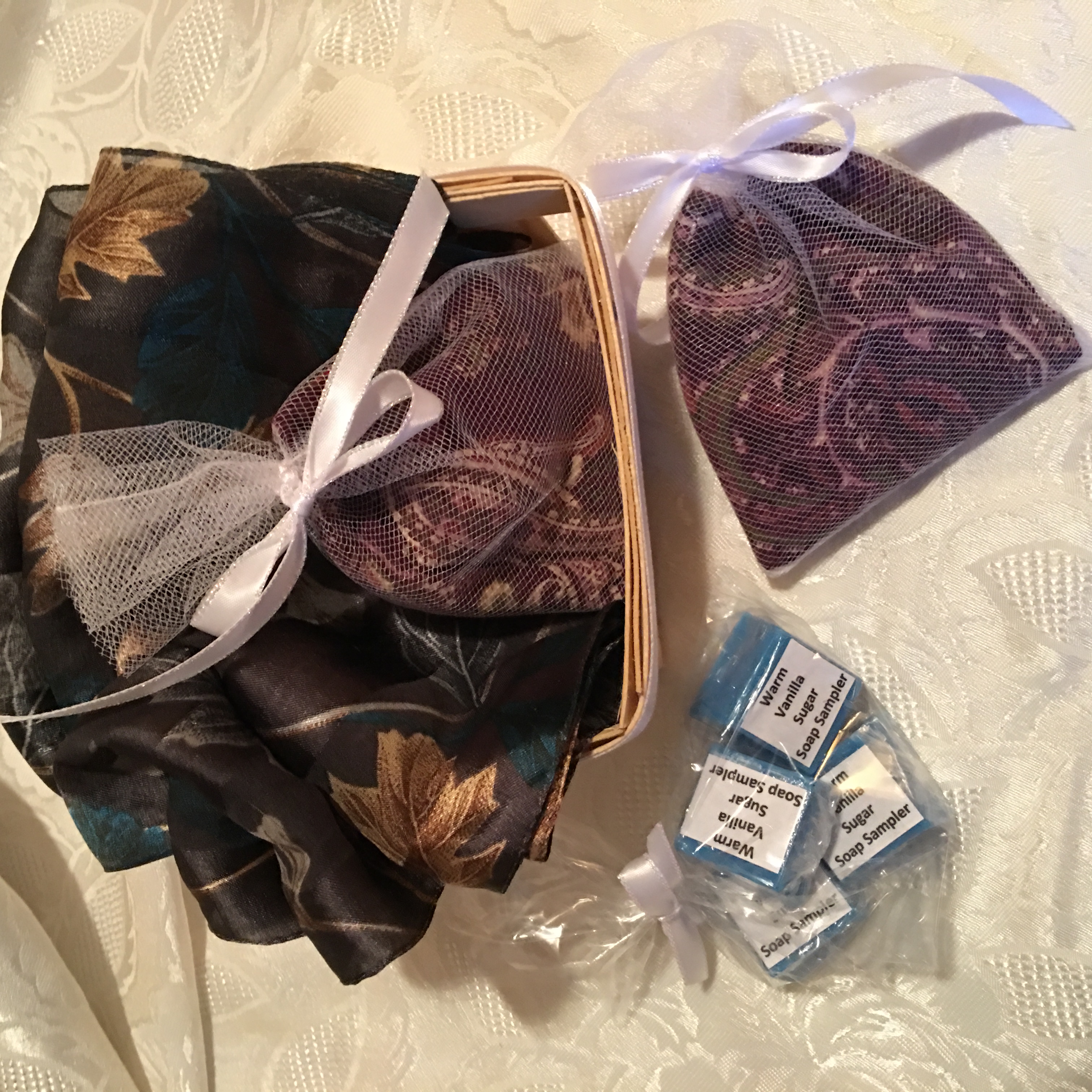 Gift Basket! Set with PAISLEY LAVENDER Vanilla sachets, soft scarf and warm vanilla little soaps