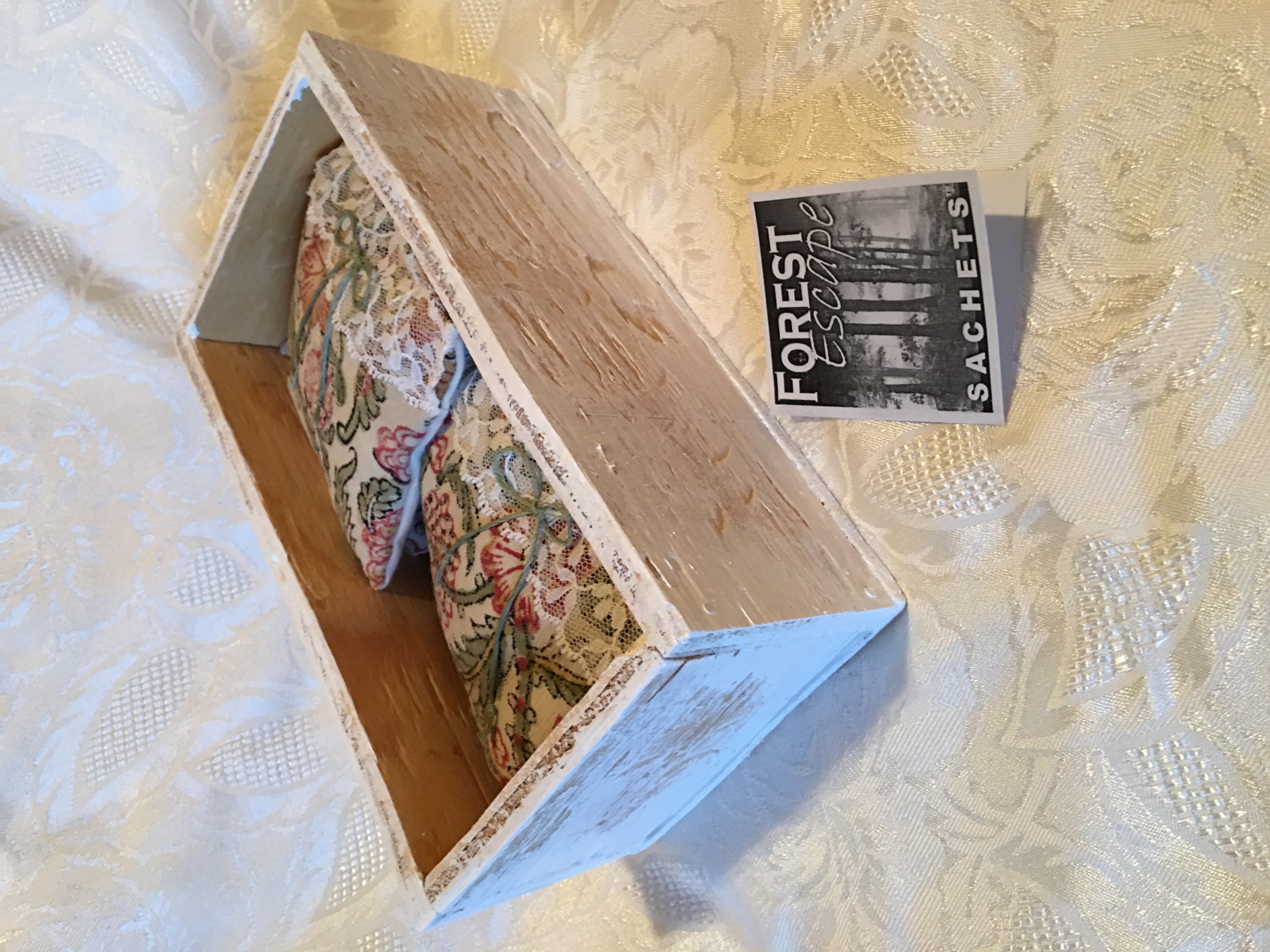 RUSTIC LACE Sachets in a Weathered Box, Set of 6 Drawer Sachets, Wonderful Invigorating Pine Cedar Fragrance