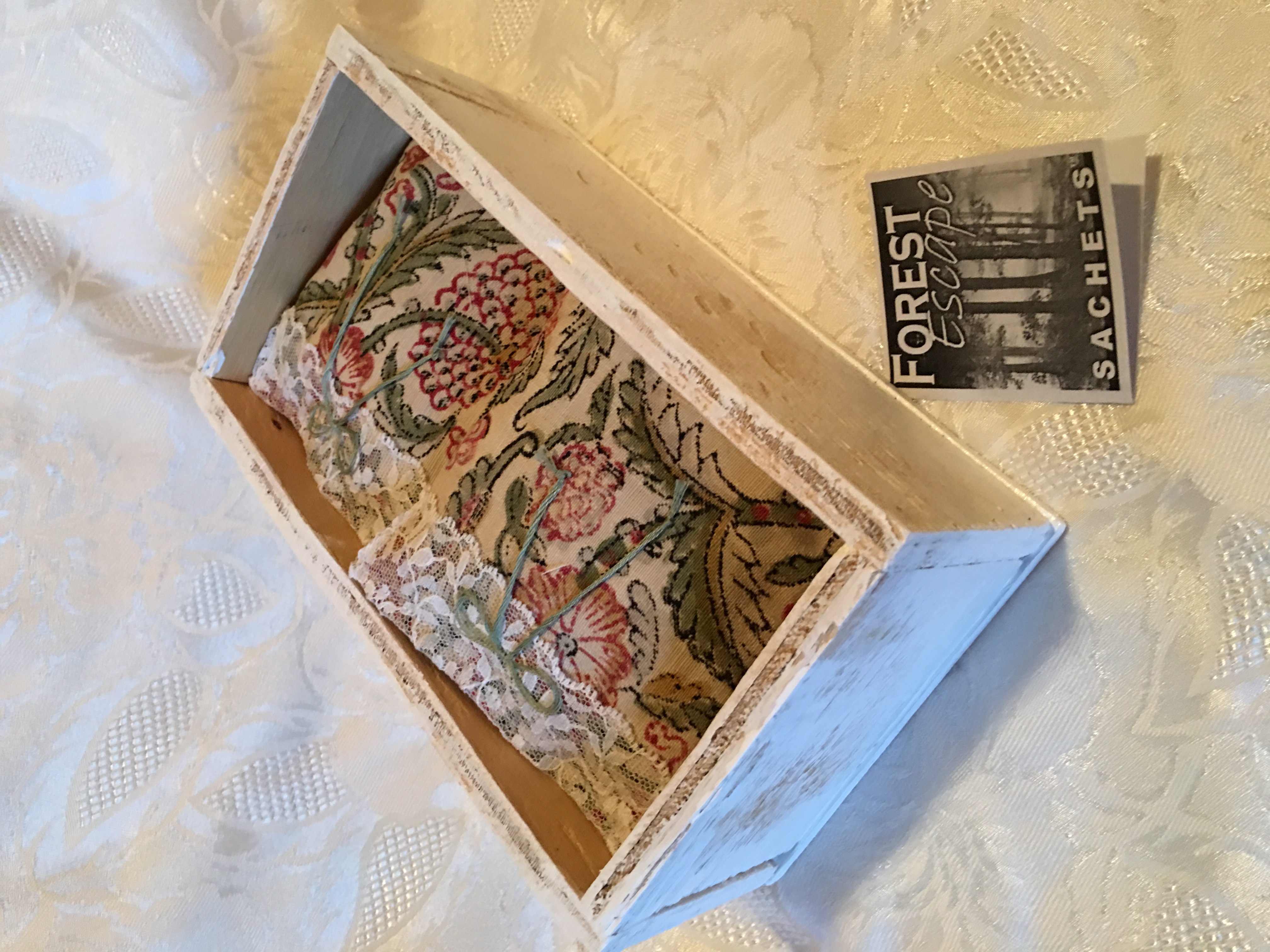 RUSTIC LACE Sachets in a Weathered Box, Set of 6 Drawer Sachets, Wonderful Invigorating Pine Cedar Fragrance