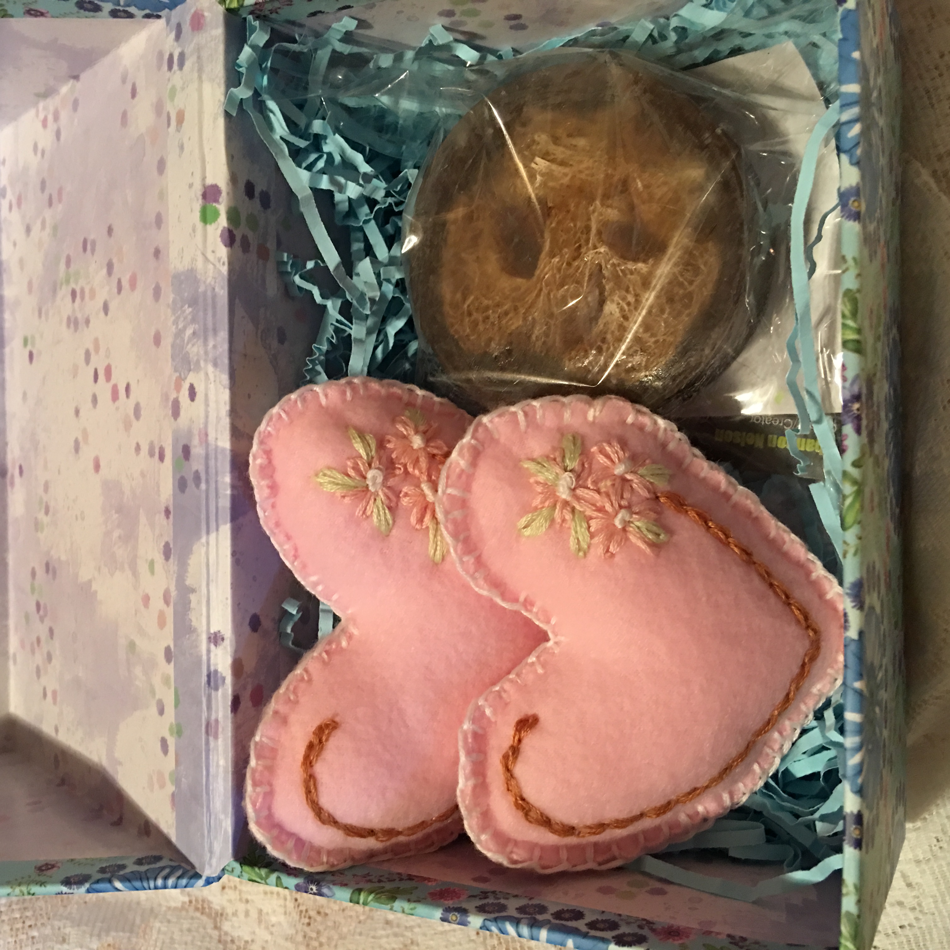 PINK EMBROIDERED Heart Sachets with Luffa Soap in Gift Box, gift for mom, gift for a friend, gift for wife