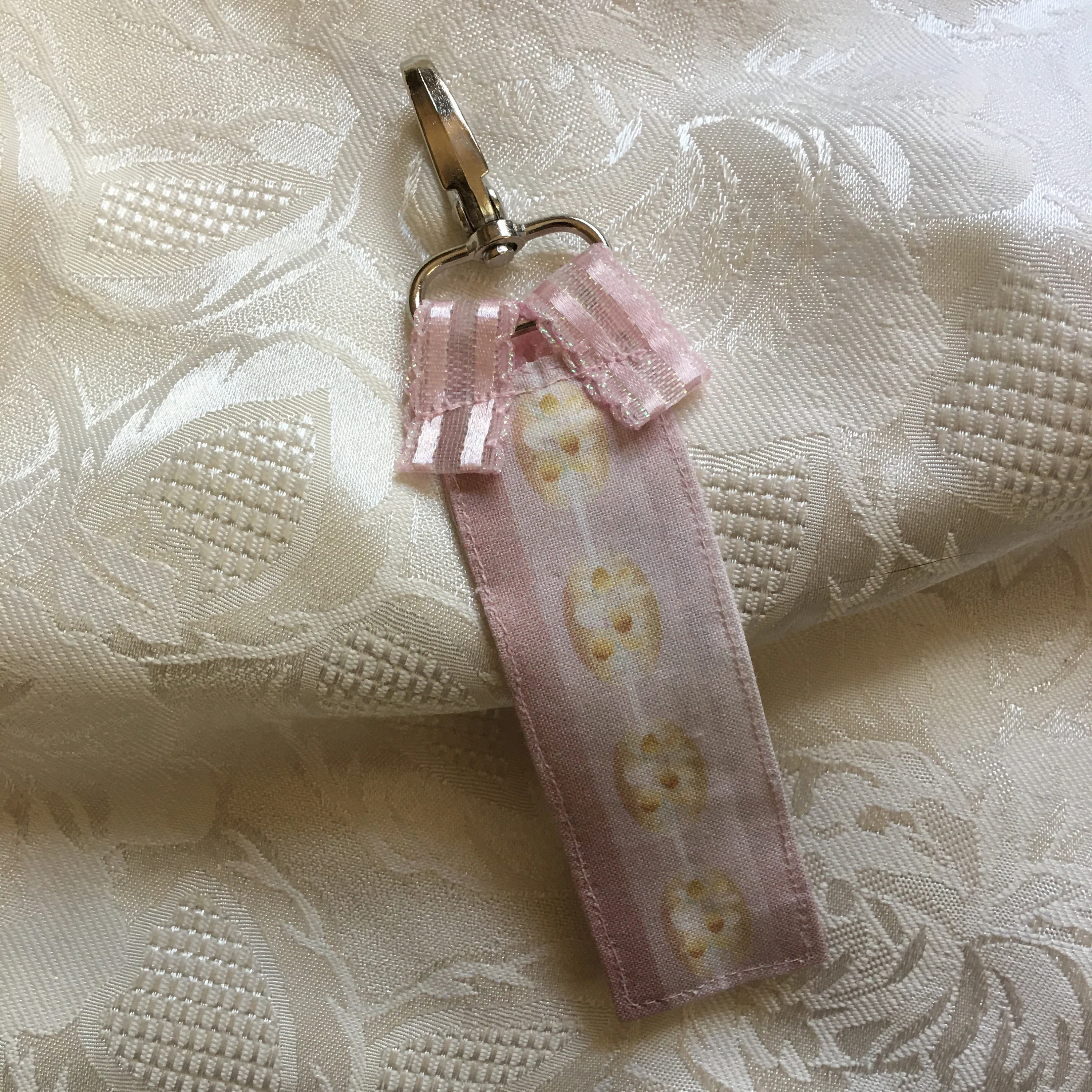 Greater is He, LUGGAGE TAG, unique identifier Christian clip on suitcase, easy to find suitcase at the airport, free shipping