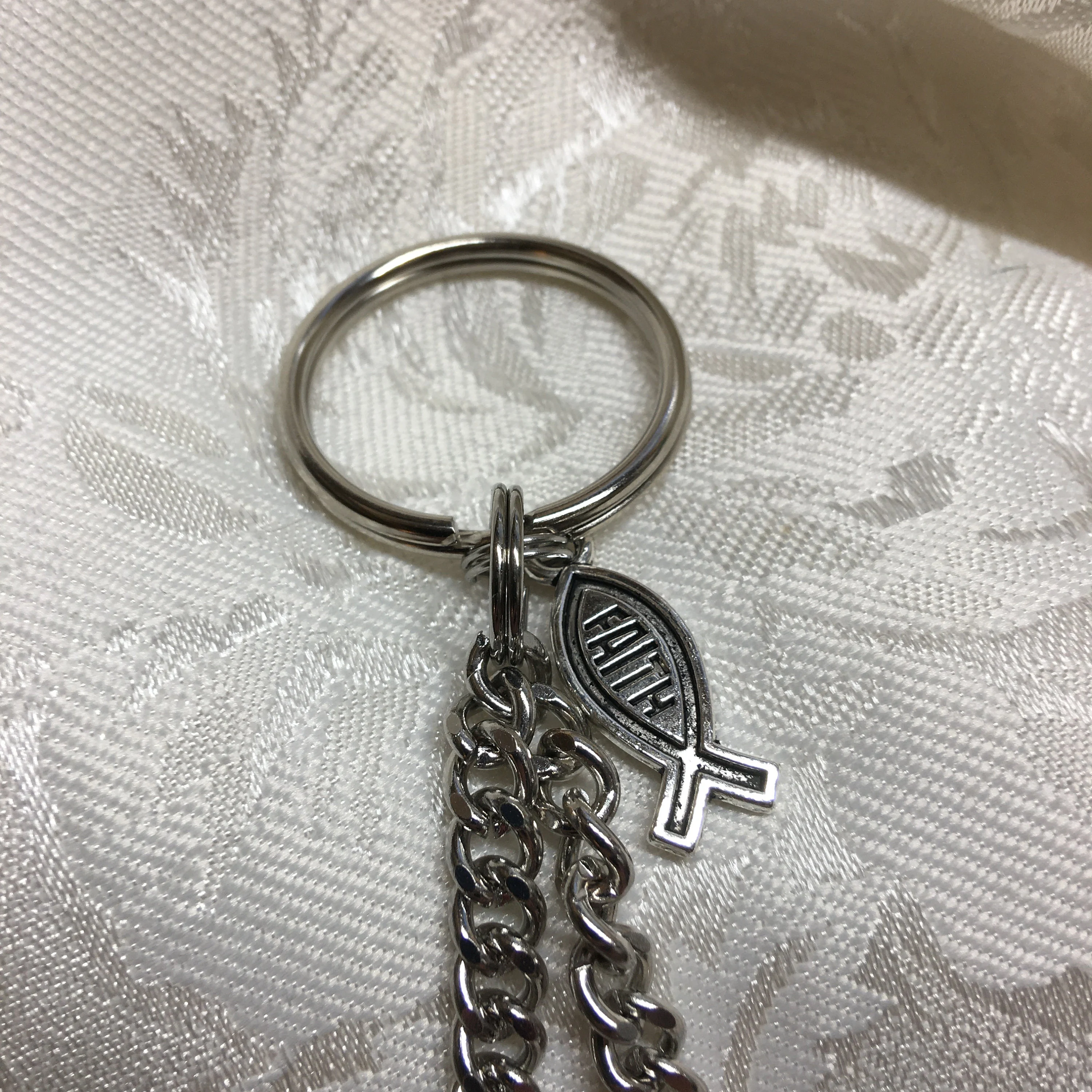 Christian Keychain Always Love with key ring, faith charm, pink tassel, chain, great gift for Christmas, for friend, Matthew 22 Scripture