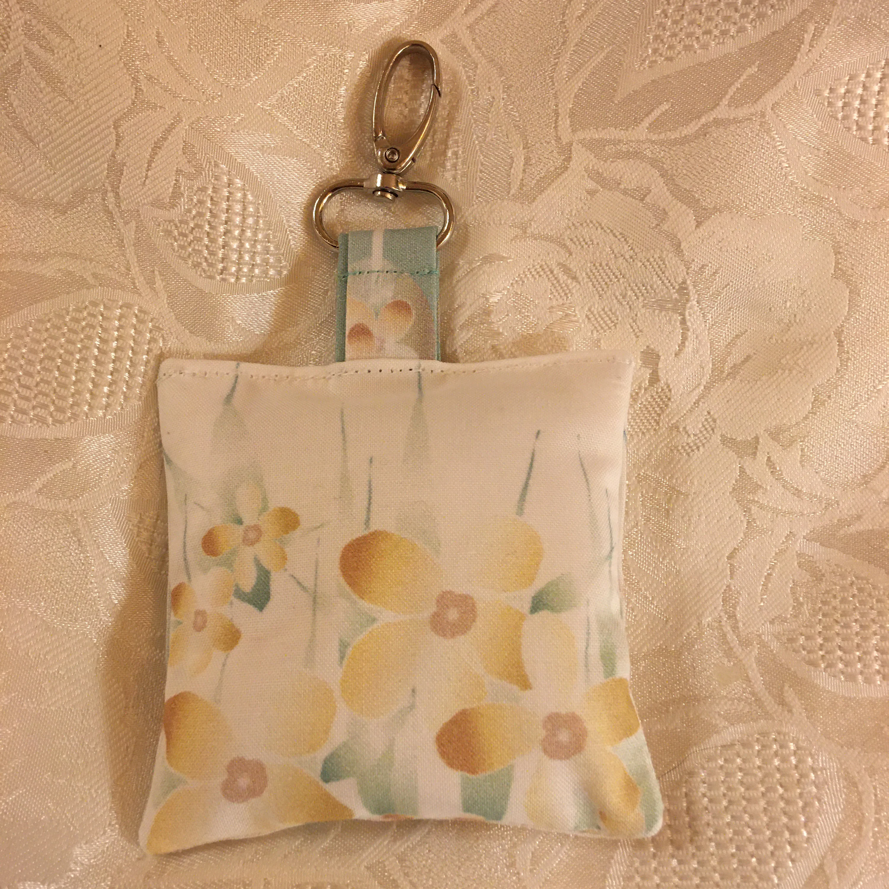 Jesus Loves You Christian clip on heavenly SUGAR PLUM sachet, easy to find suitcase at the airport, great gift for Christmas, free shipping!