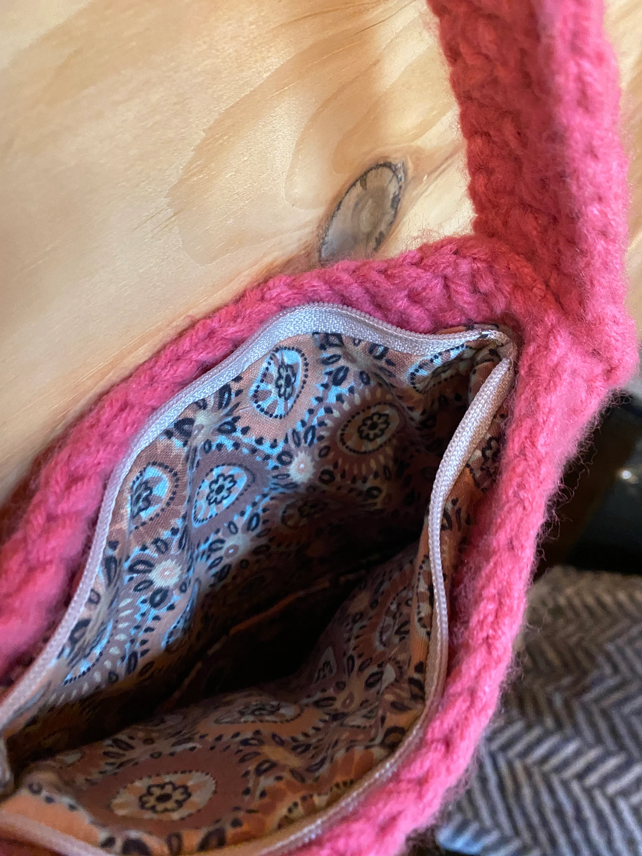 God of Hope handmade crocheted purse, lined handbag, Christian Romans 15:13 keyring