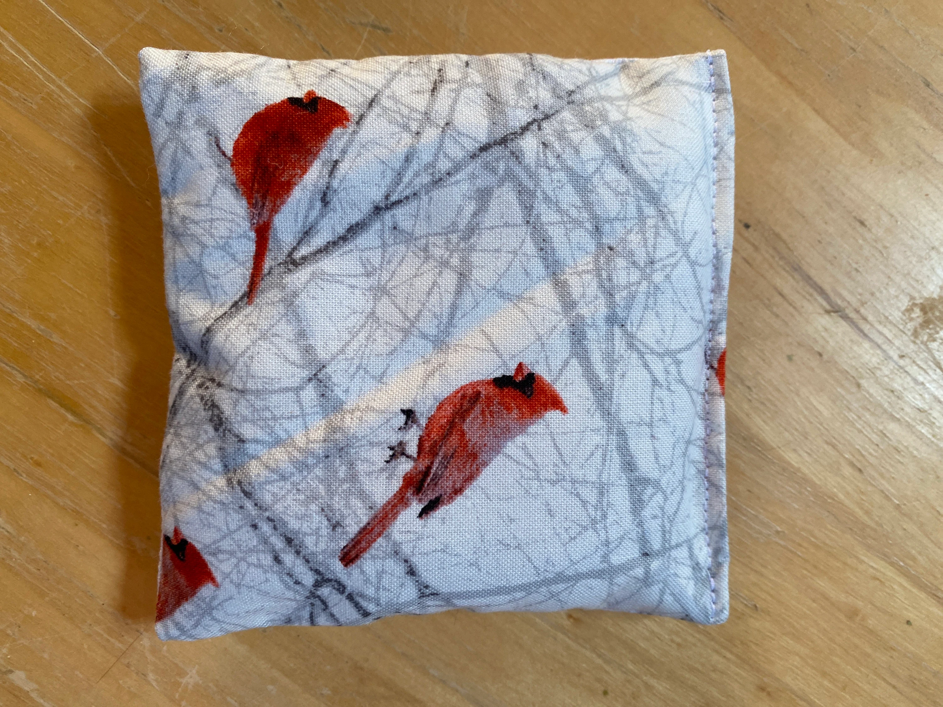 3 SACHETS Amish Quilt fragrance oil Winter Cardinals and Snowflakes, drawer sachets