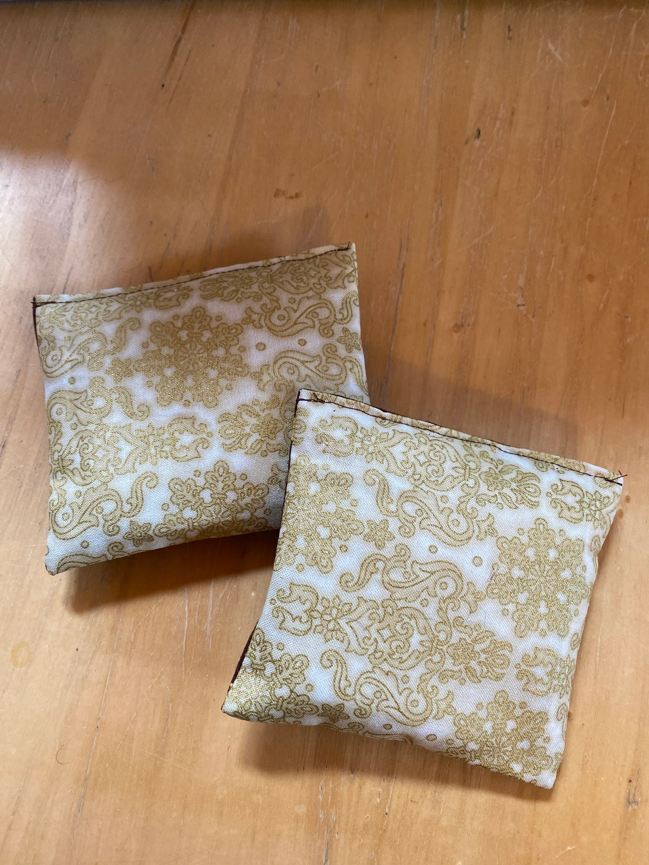 2 Faith Glory Sachets Dickens Christmas fragrance oil, drawer sachets for man or woman