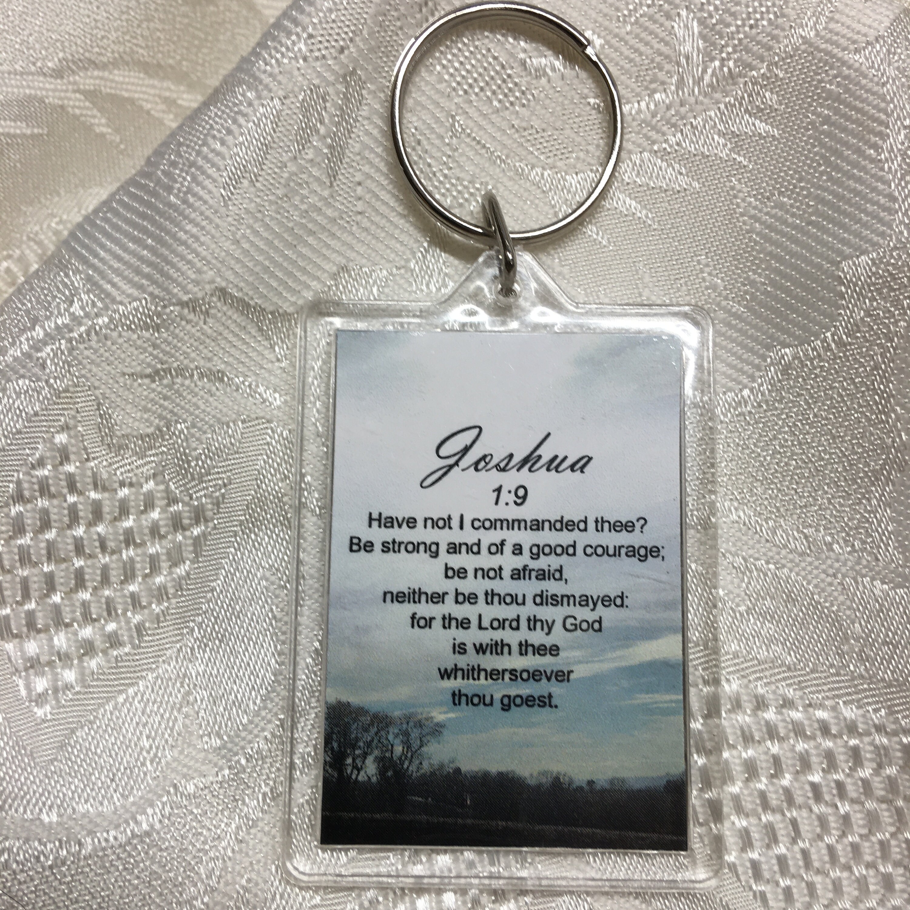 BE STRONG Christian Keychain Joshua 1:9 with key ring great gift for Christmas gift for friend, Christian Accessory