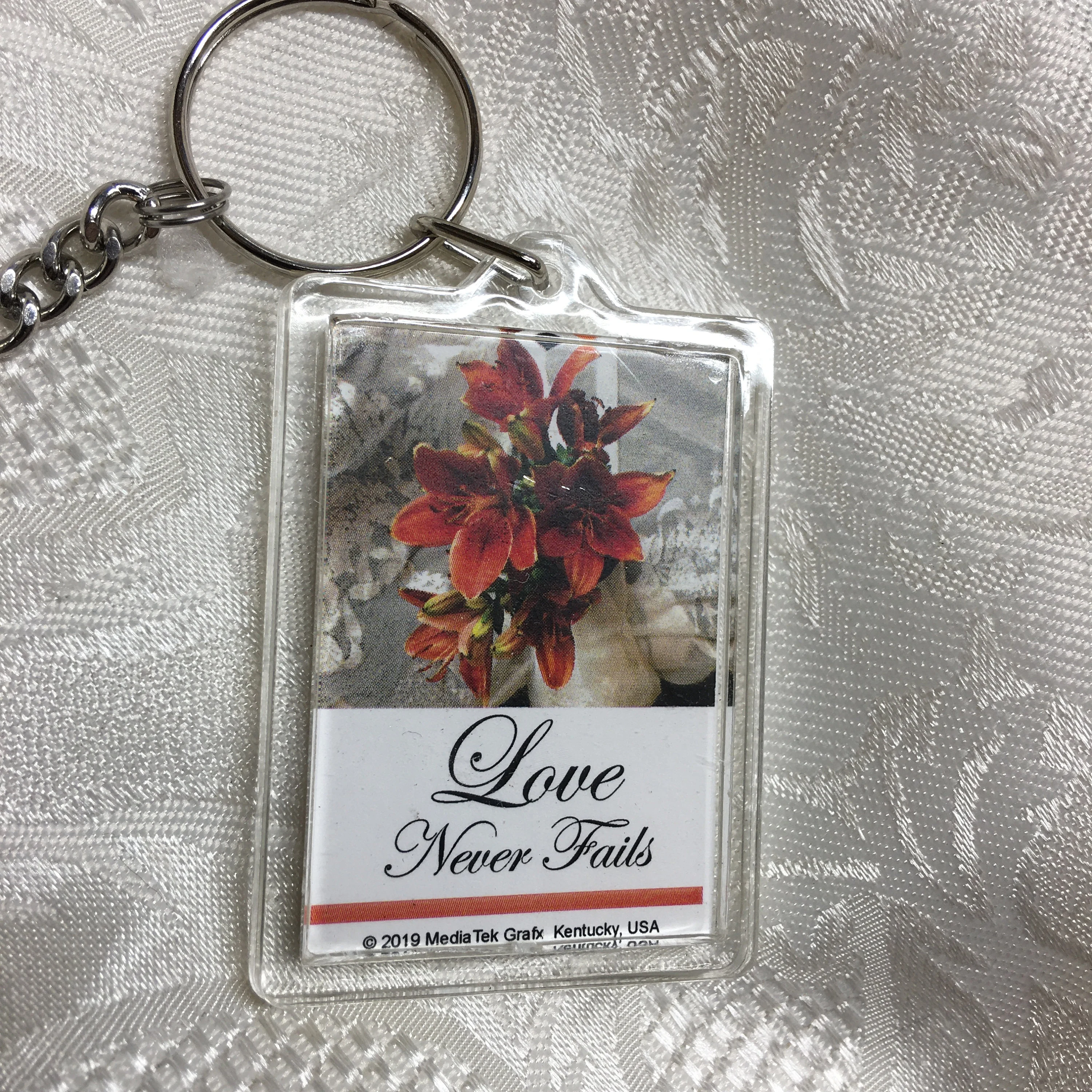 Christian Keychain LOVE NEVER FAILS with key ring, faith charm, beads, chain, great gift for Christmas, for friend