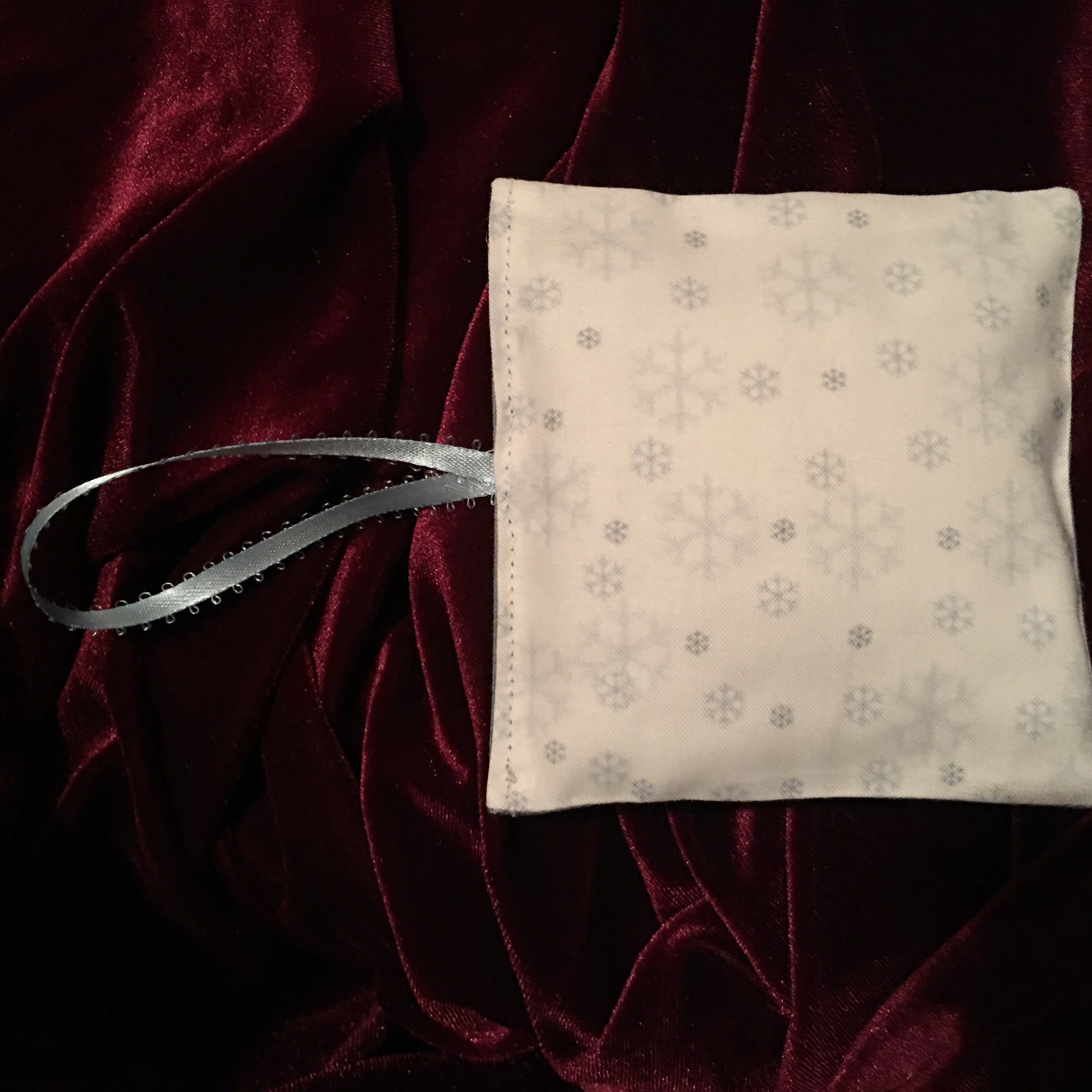 Windsong Balsam Pine WISE MEN sachets, 2 Christian armoire sachets