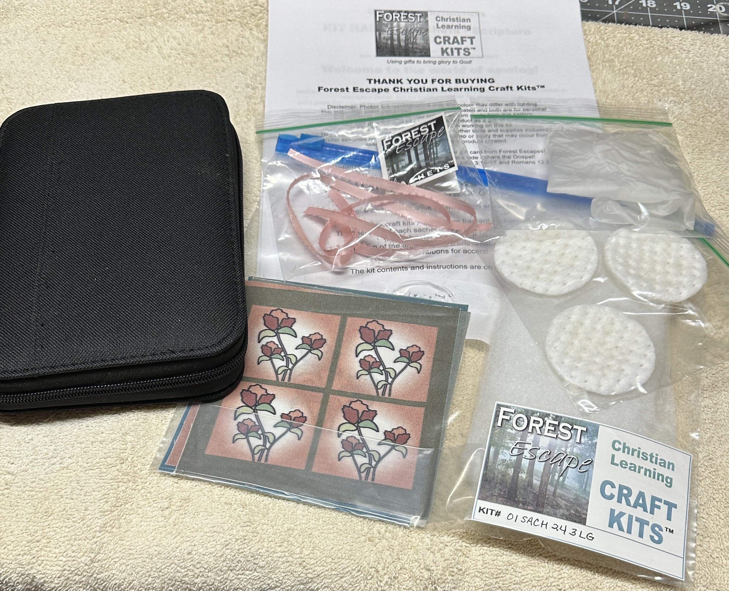 Learn to sew craft kit! 3 fragrant sachets, polyester fill, fragrance pads, large sewing kit, ribbons
