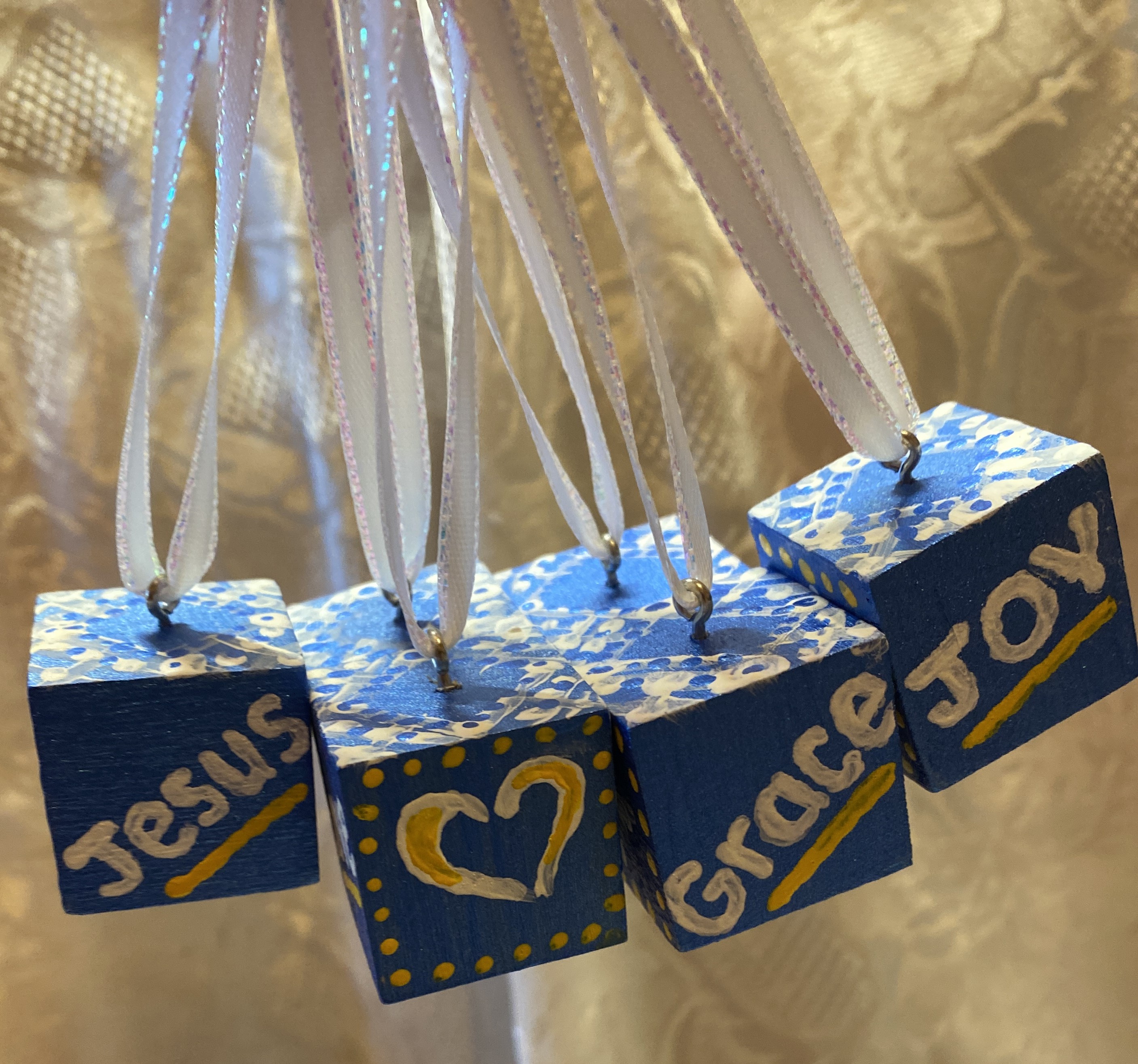 Little gems! Sweet little Christmas Tree Ornaments! Joy, Faith, Jesus, Love, Grace, Hope