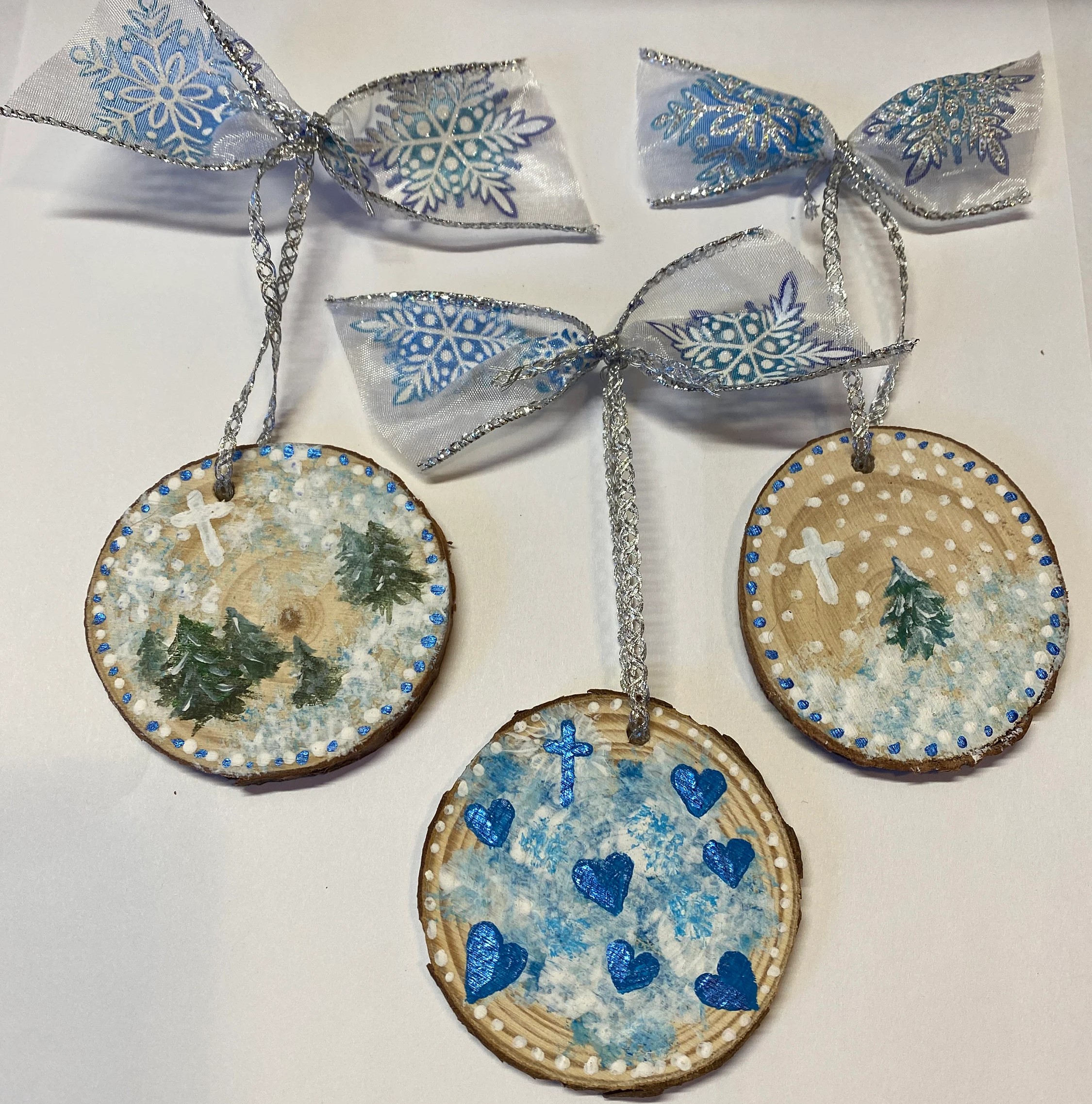 Hand Painted Set of 3 Ornaments with Hearts CHRISTMAS TREE ORNAMENTS