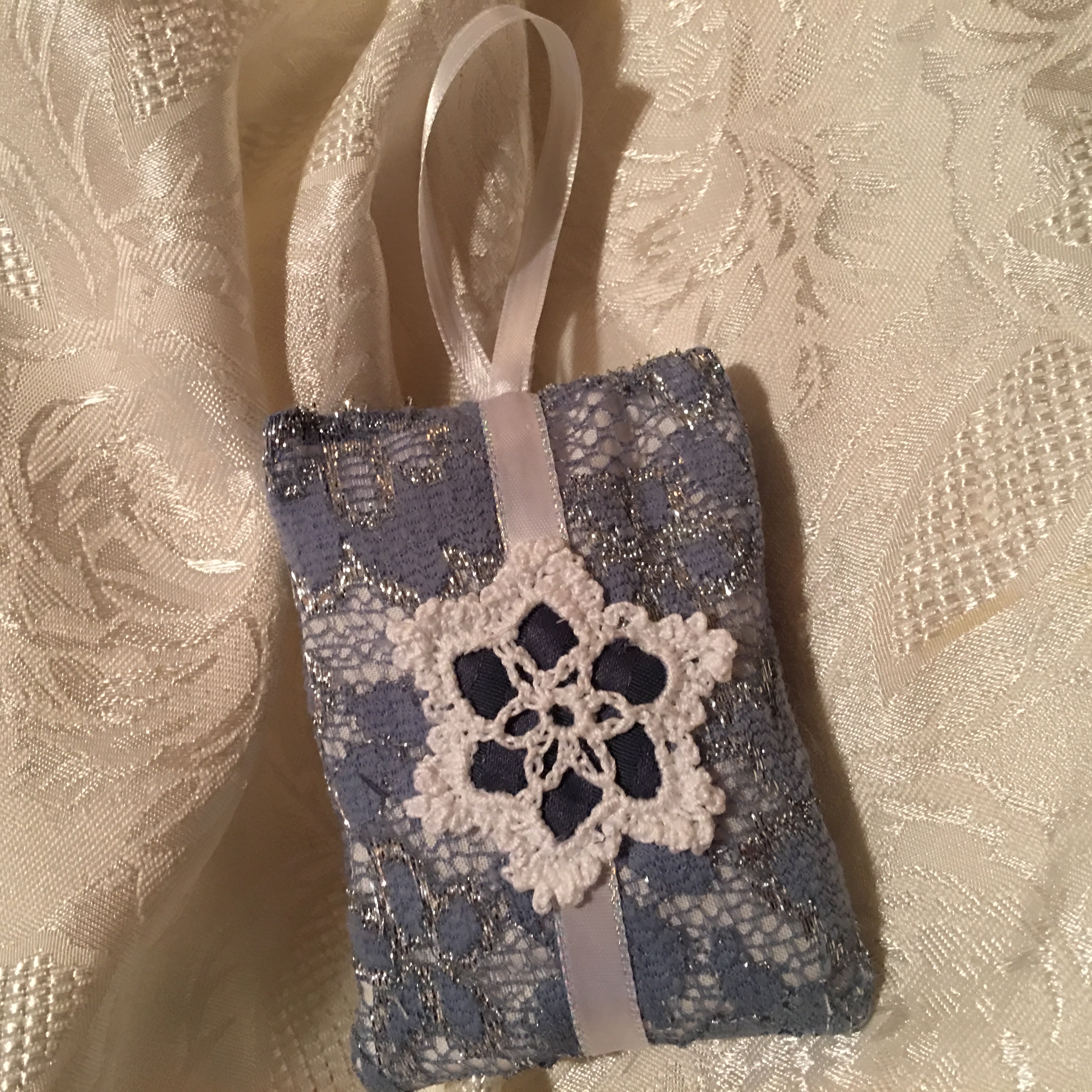 Snowflake SACHET, Windsong Balsam Pine fragrance, hanging sachet decoration, tree ornament, gift topper