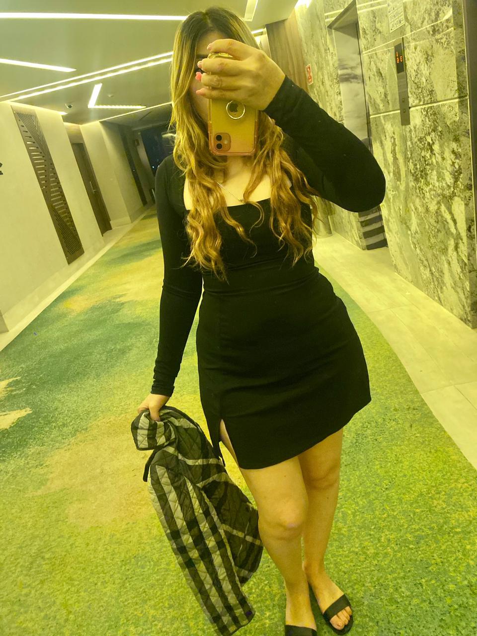 laura