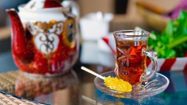 Freshly brewed saffron tea