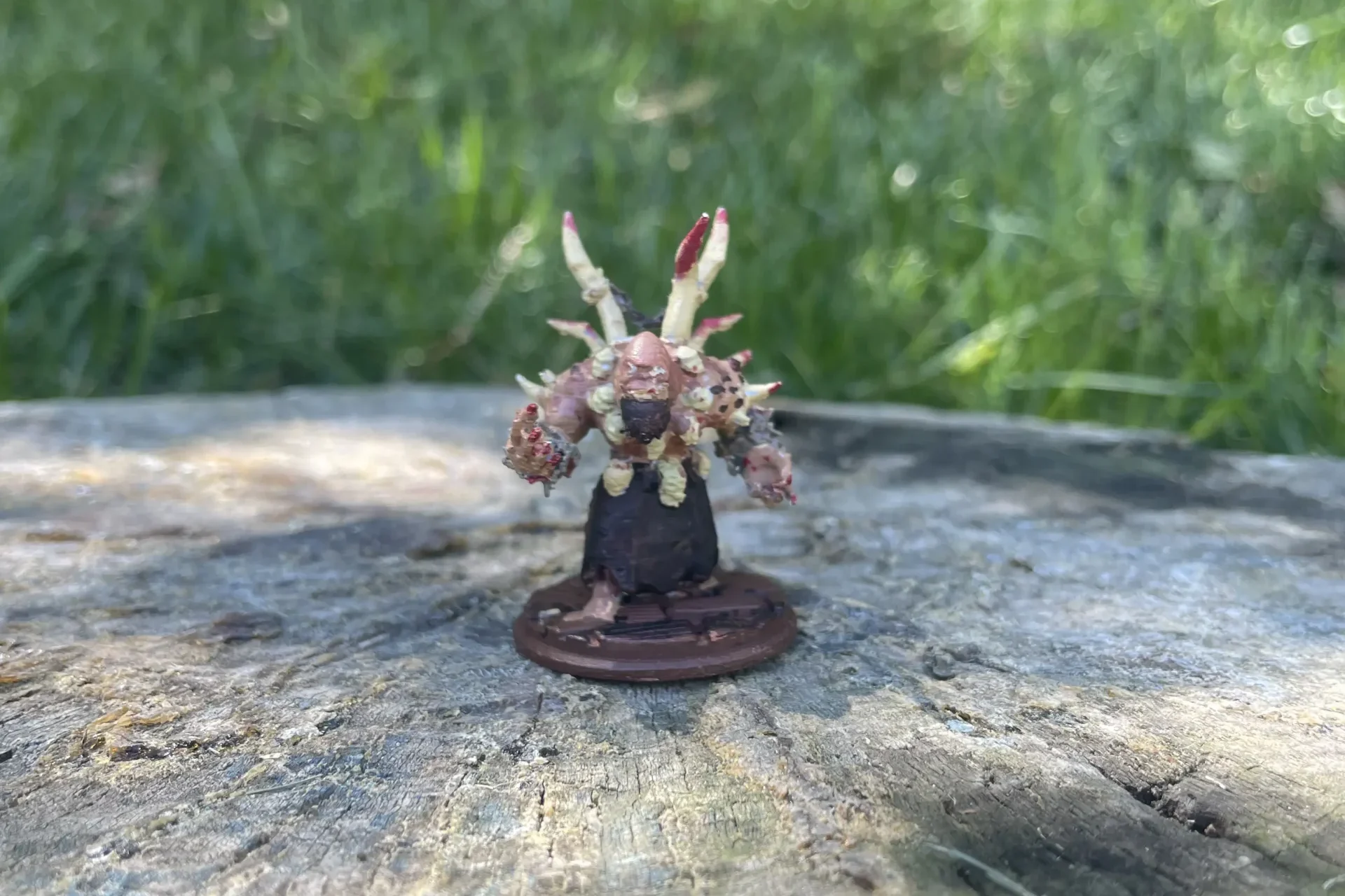 Hand Painted Guldan Miniature