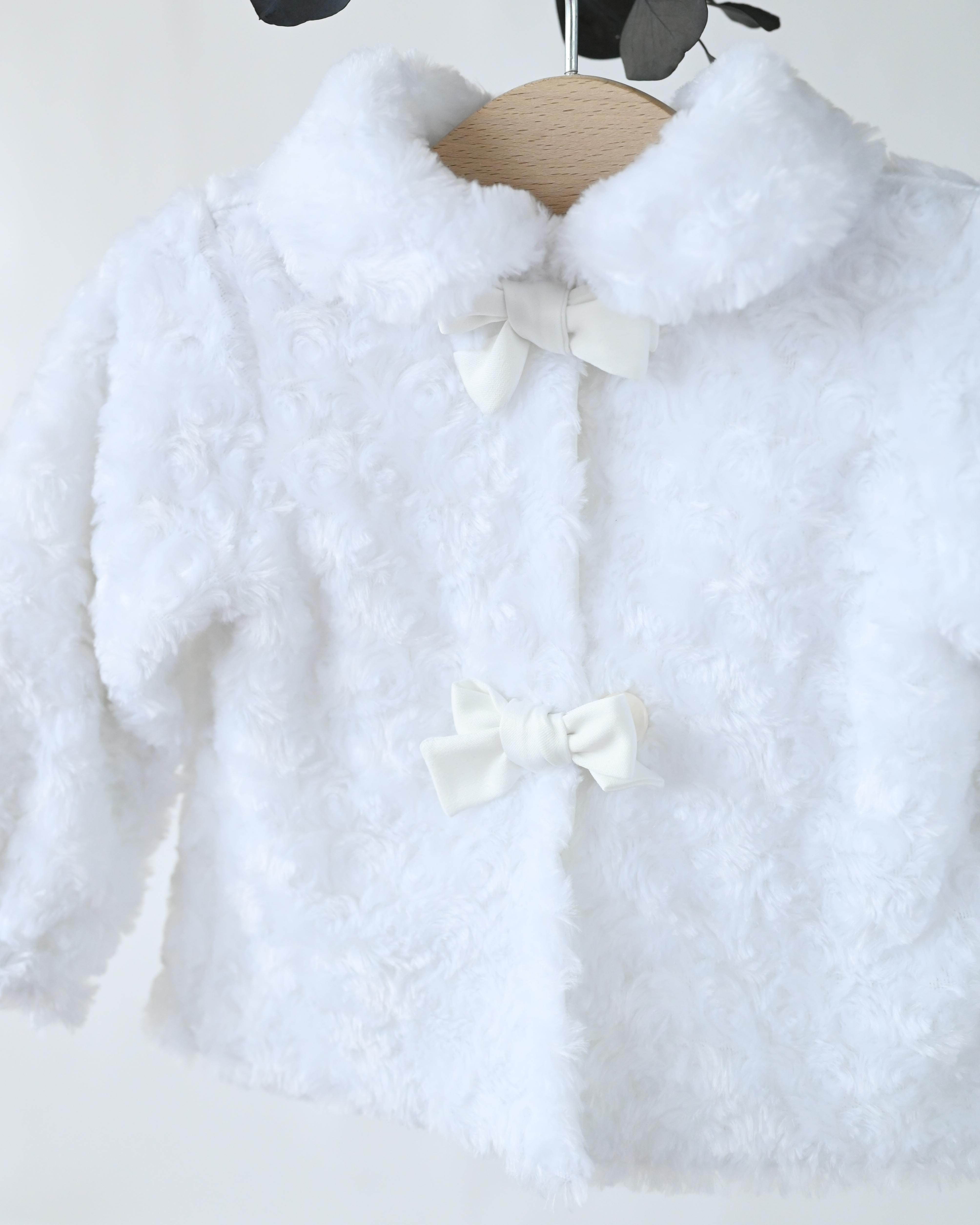 Puošnus švarkelis mergaitei "Barbora"