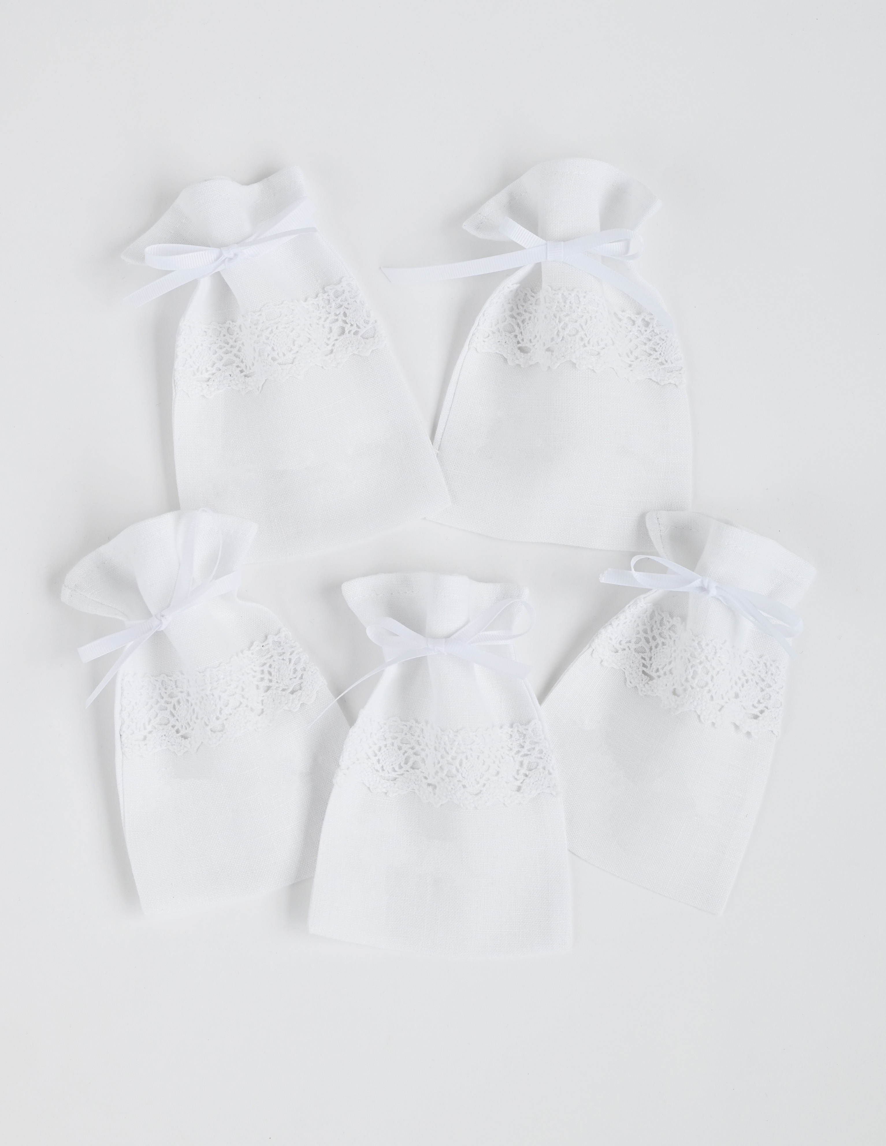 Balti lininiai maišeliai (5vnt.)