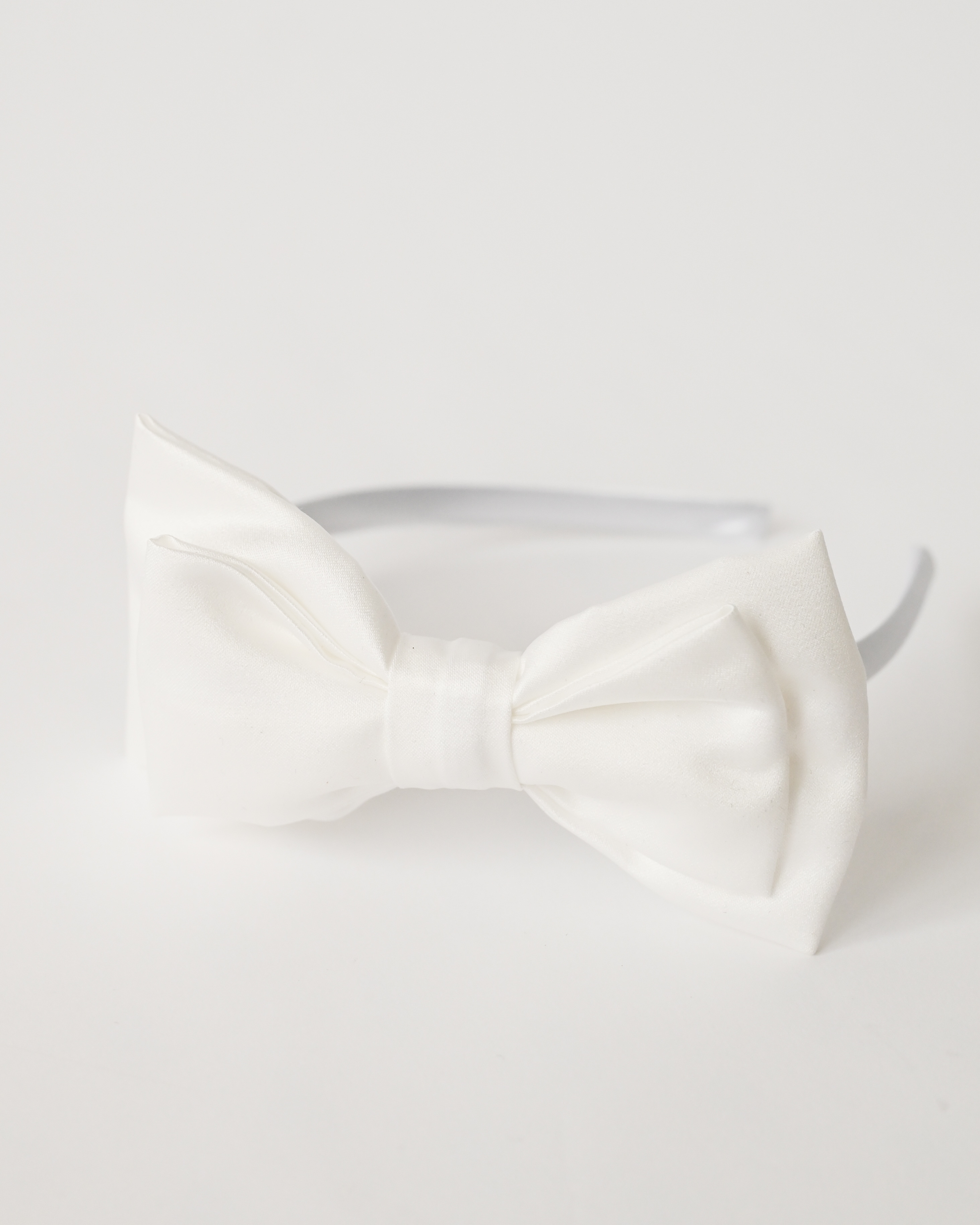 Plaukų lankelis su kaspinu (baltas)