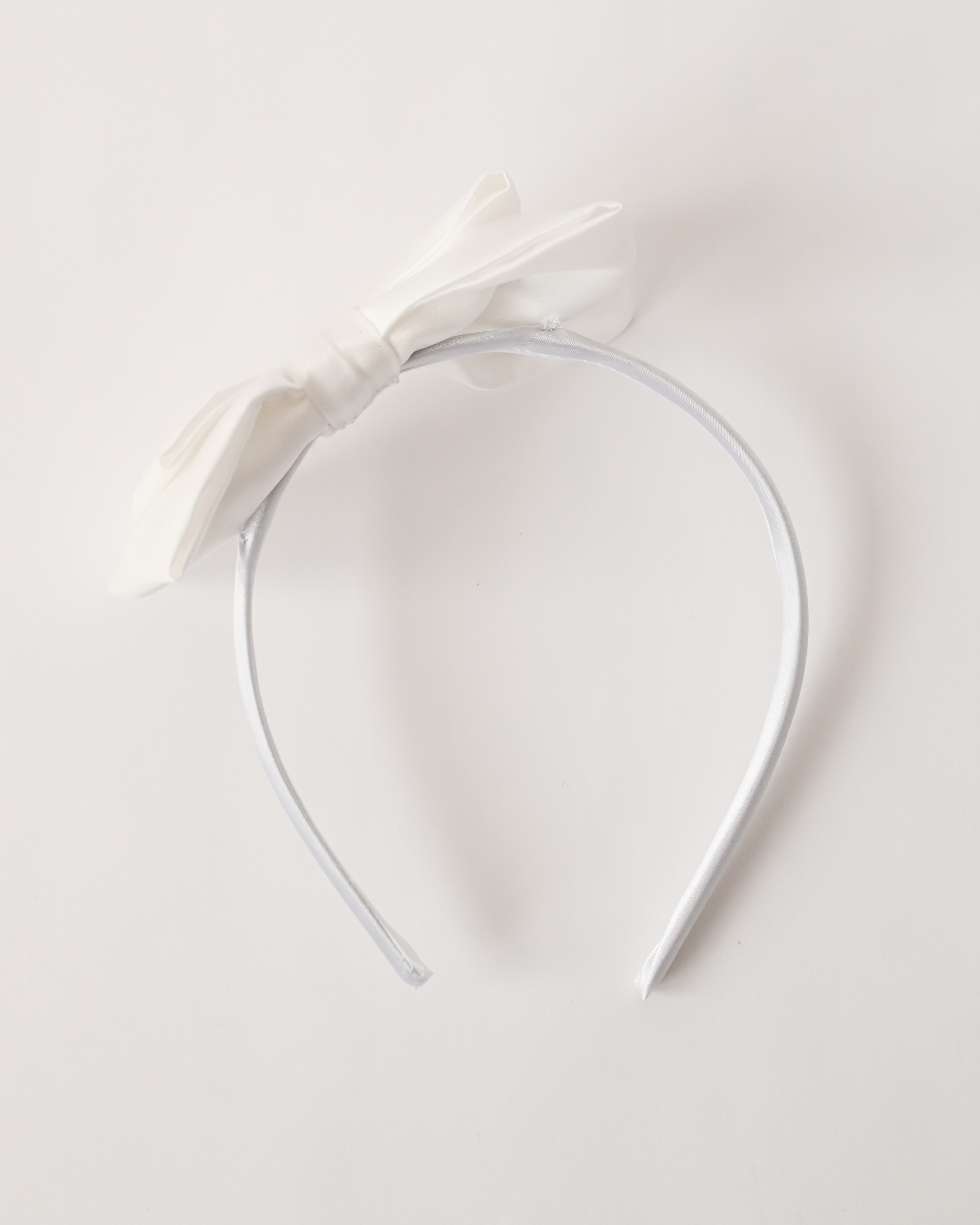 Plaukų lankelis su kaspinu (baltas) 