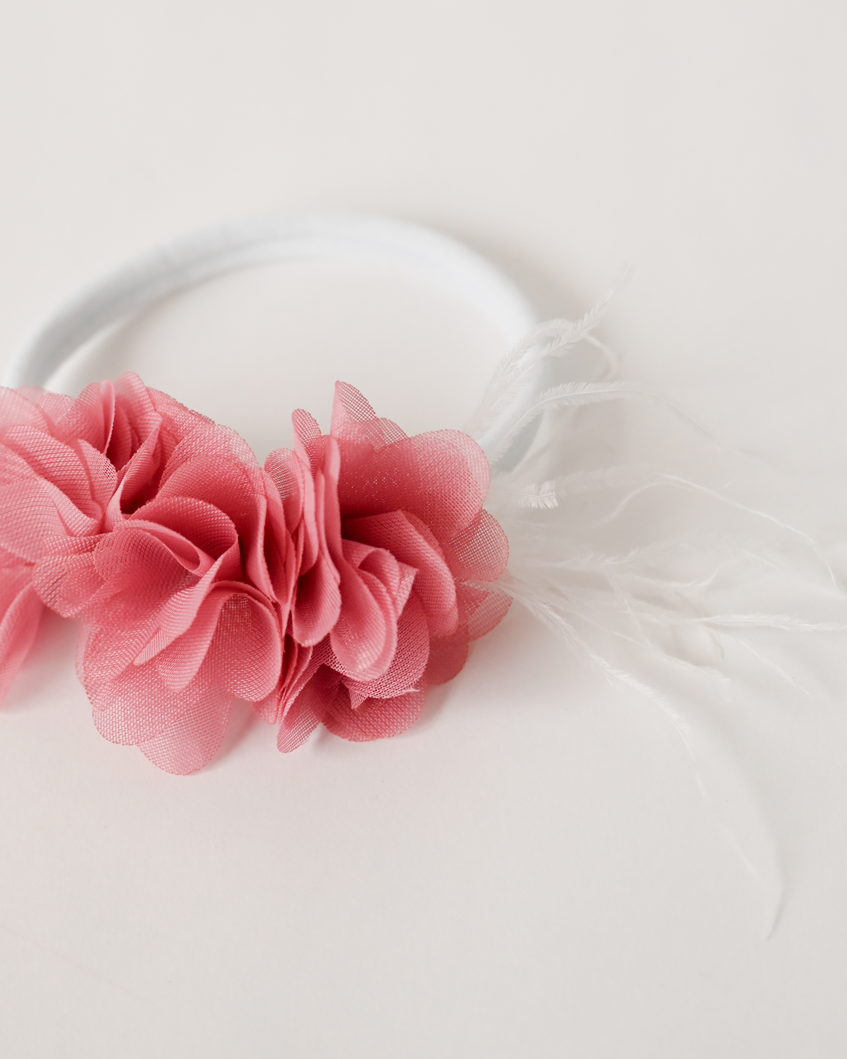 Galvajuostė kūdikiui "Beatričė" (rausva) 