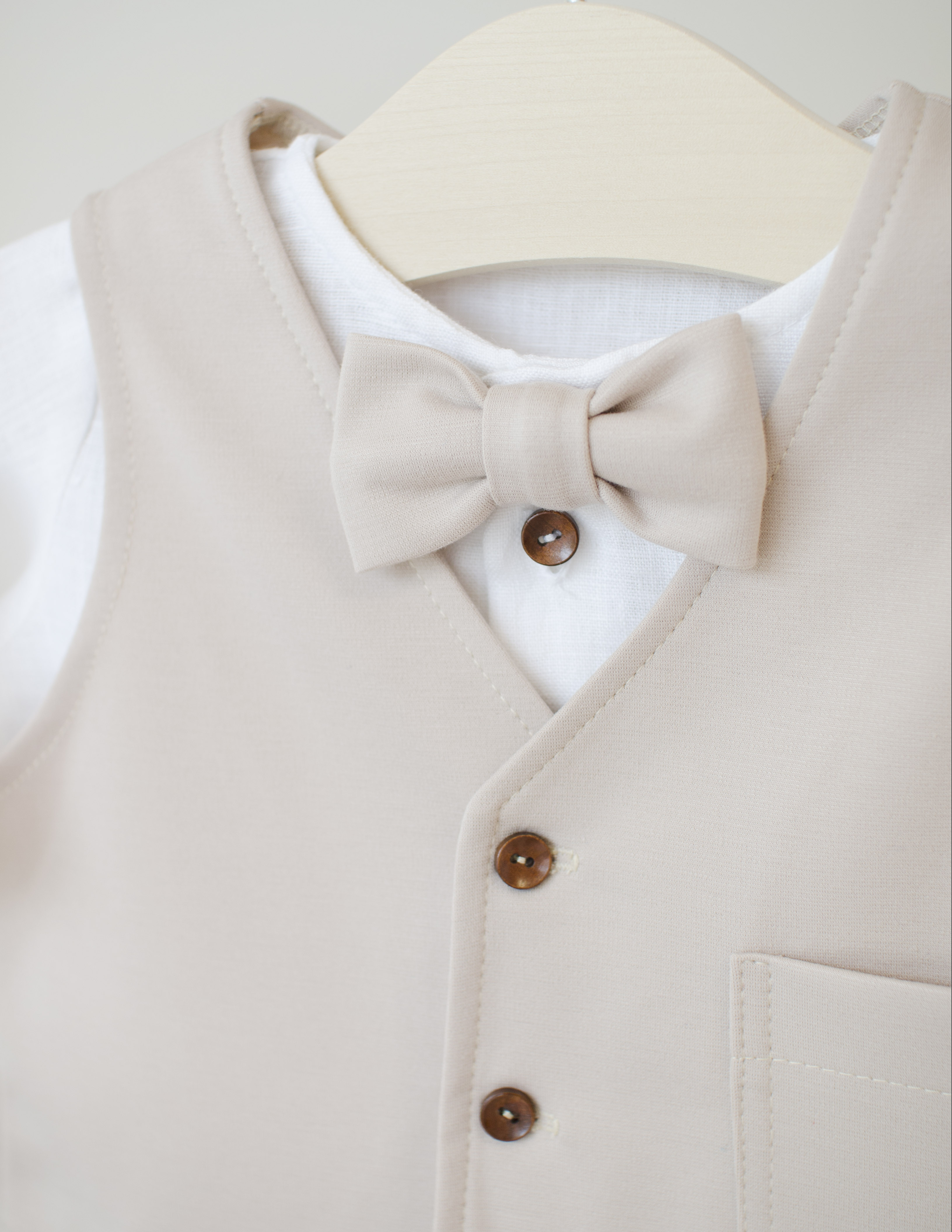 Krikšto kostiumėlis berniukui "Kasparas" (su šortais, 4dalių)