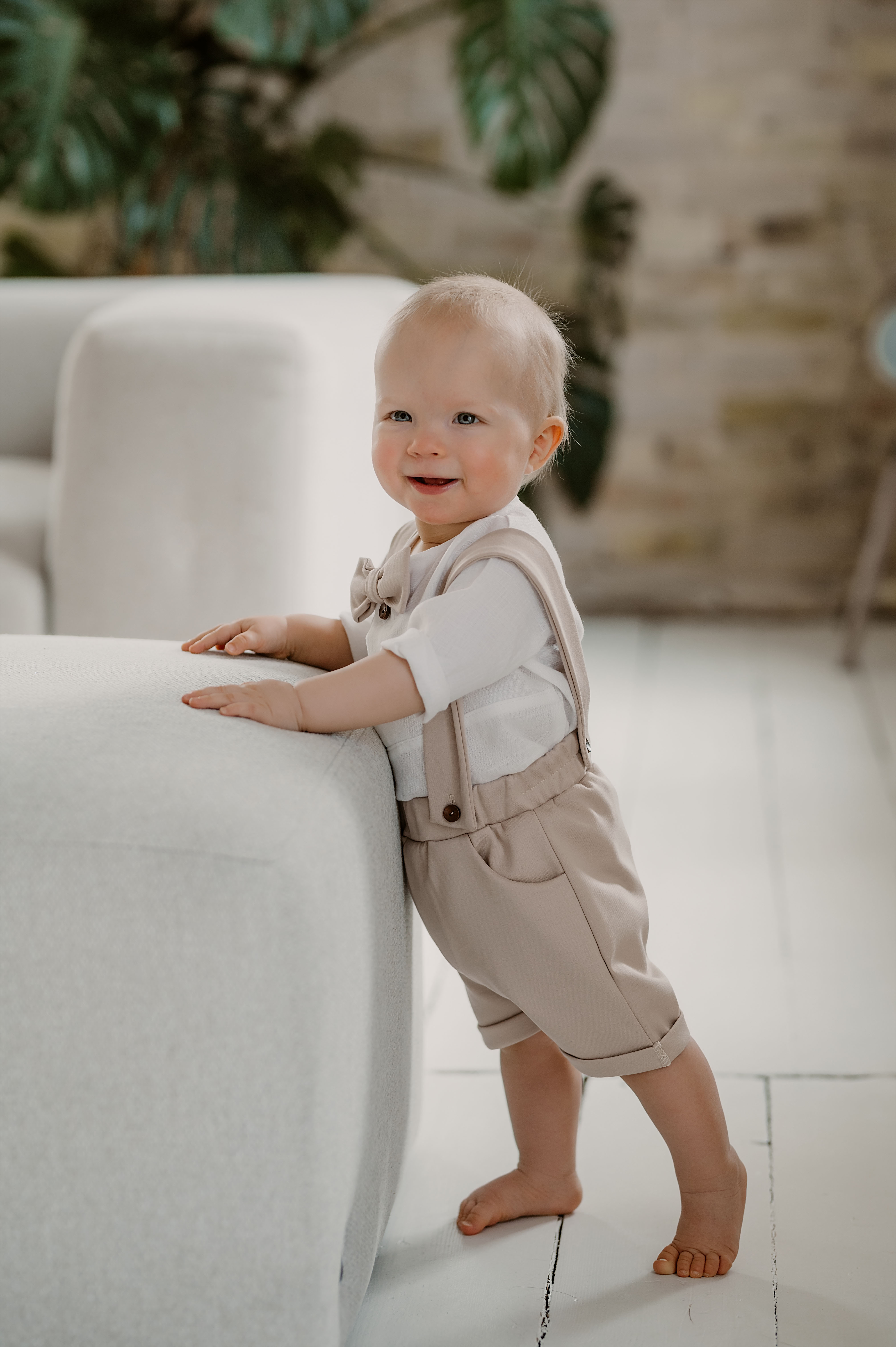 Krikšto kostiumėlis berniukui "Kasparas" (su šortais, 3 dalių)