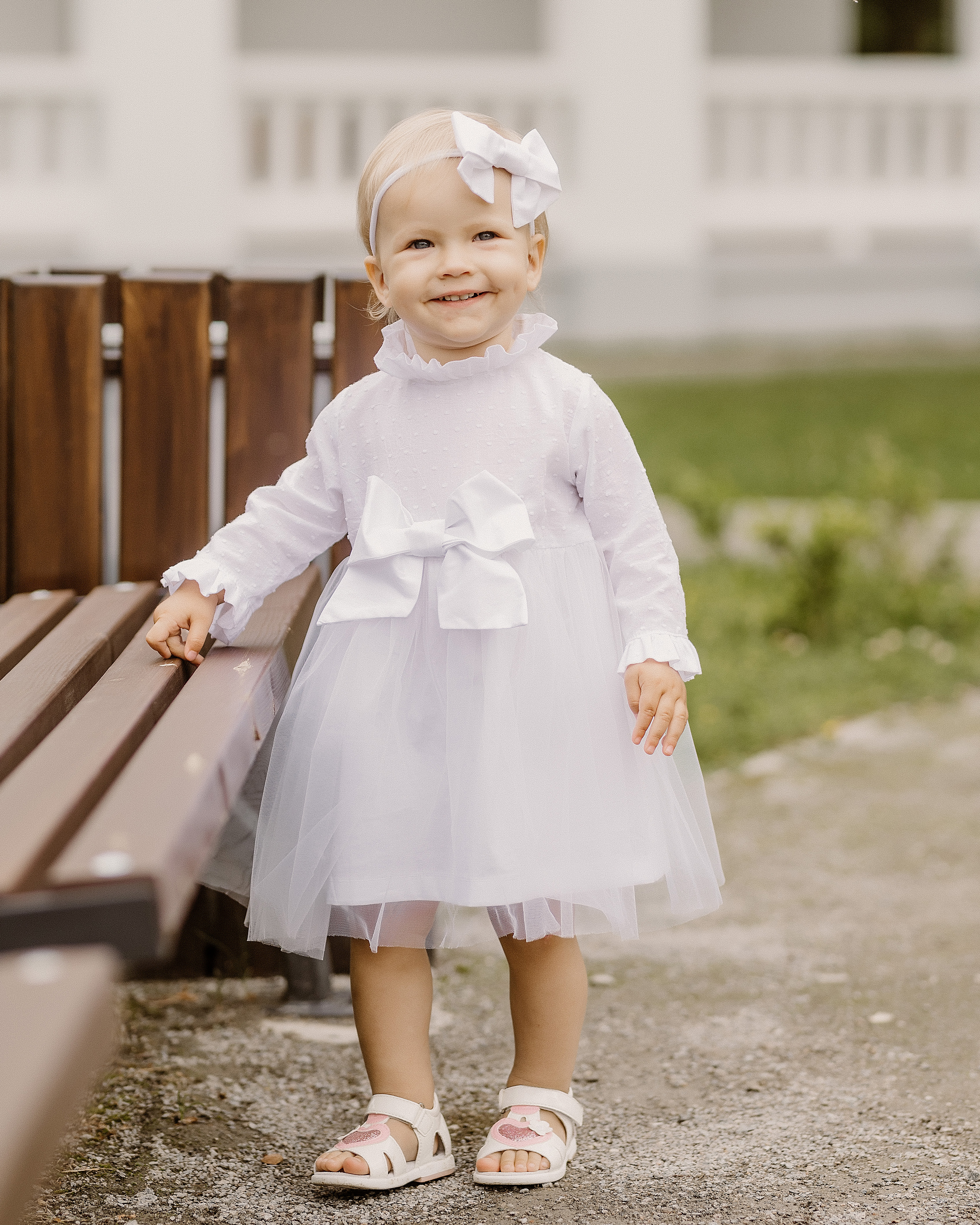 Balta suknelė mergaitei "Izabelė"