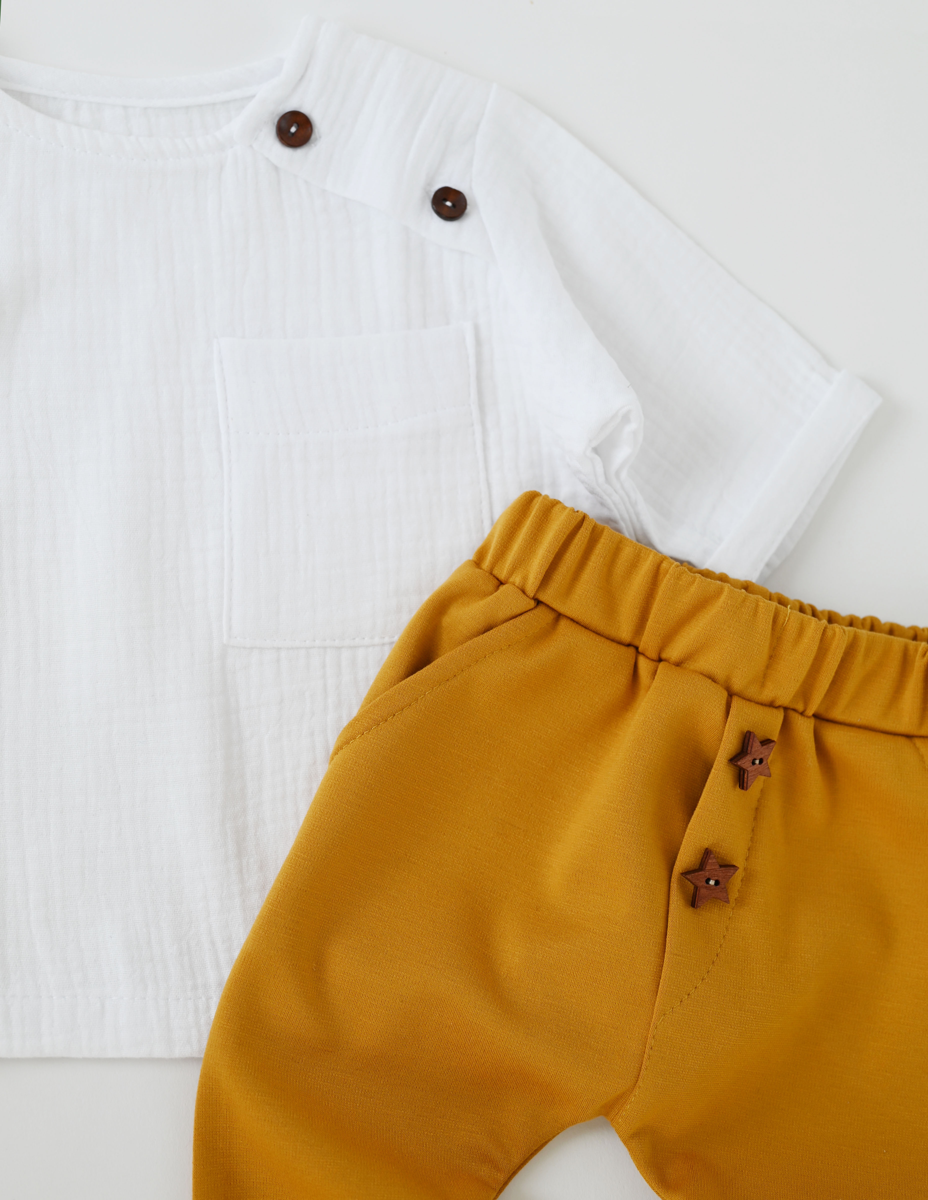 Kostiumėlis berniukui su muslino marškiniais "Rojus" (3 dalių)