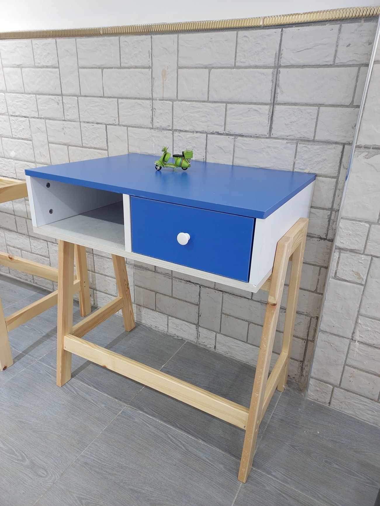 Bureau Bleu en Blanc 90cm x 78cm x 65 cm