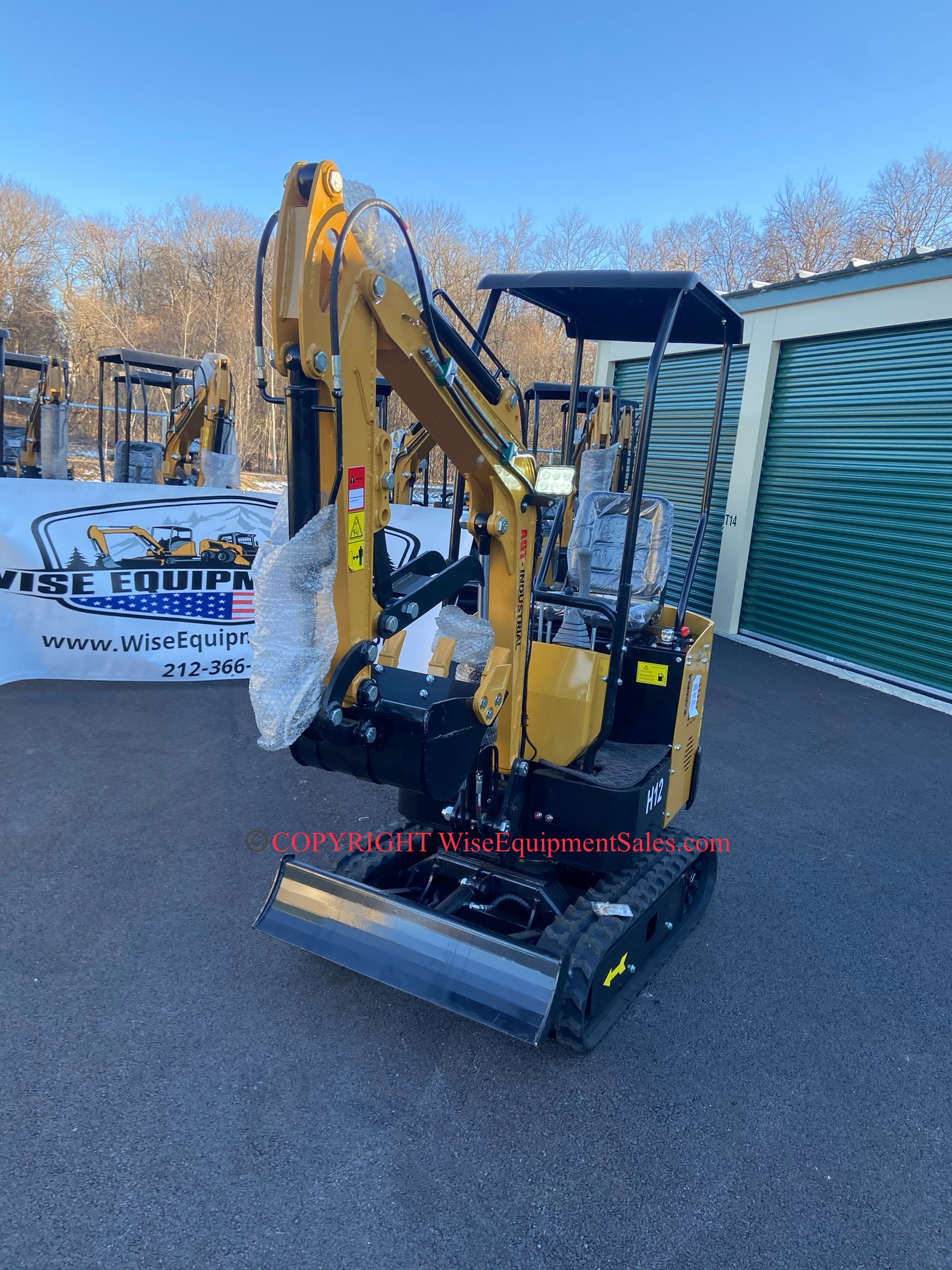  AGT H12 1 Ton Excavator Briggs and Stratton Motor (click image for details)