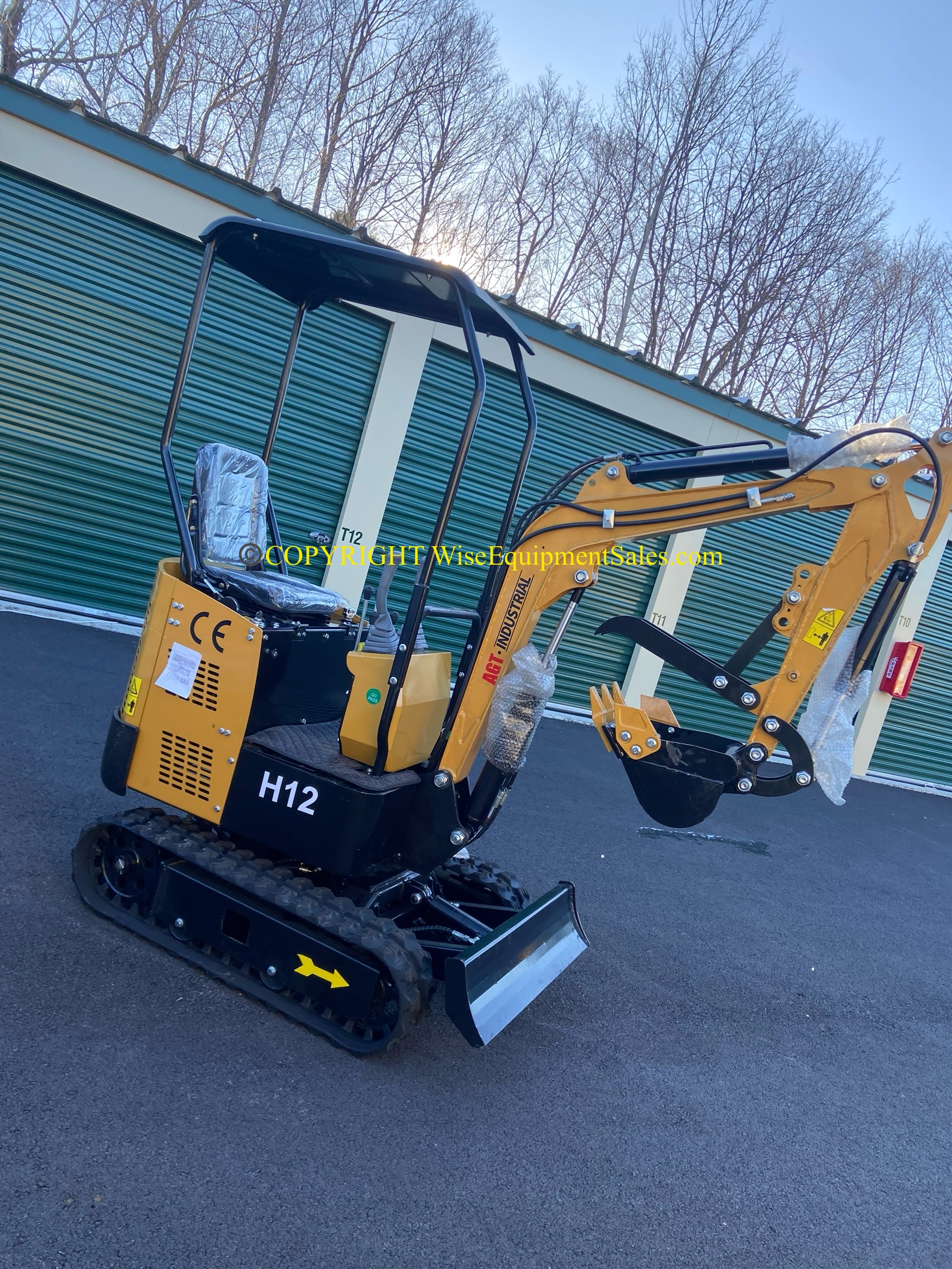  AGT H12 1 Ton Excavator Briggs and Stratton Motor (click image for details)