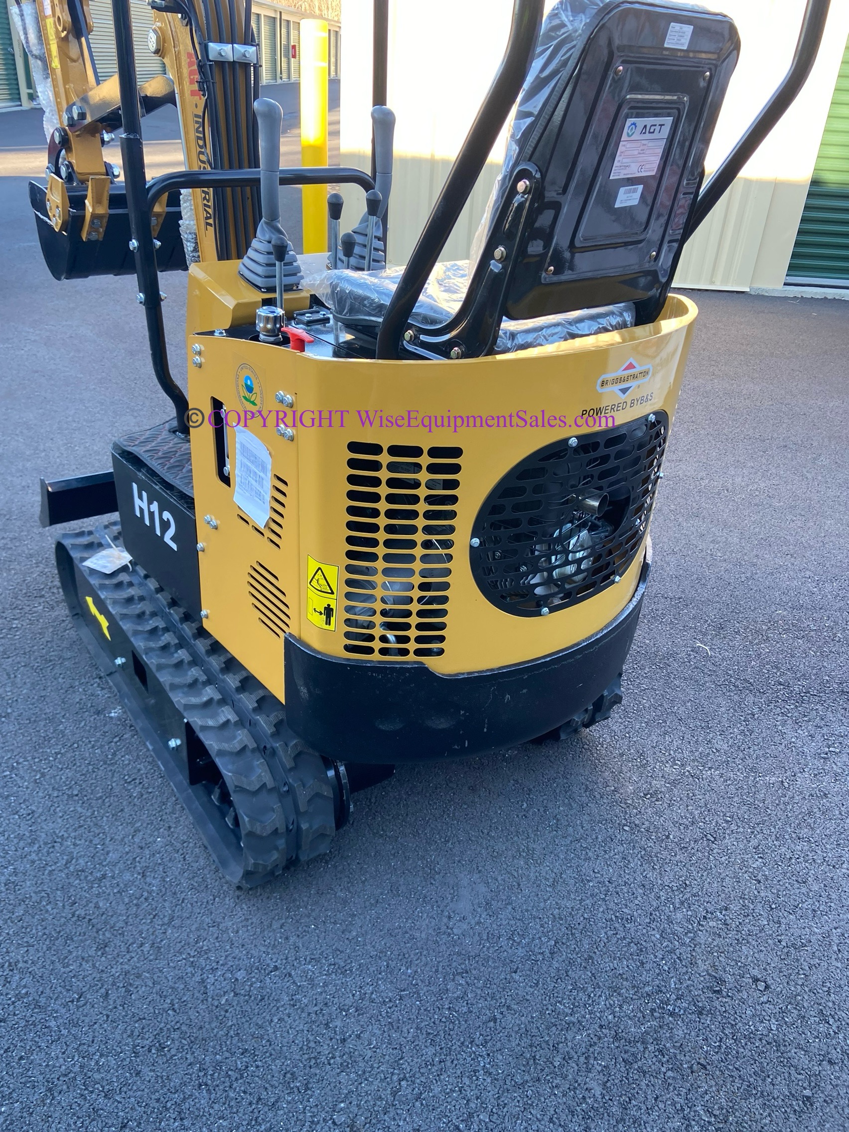  AGT H12 1 Ton Excavator Briggs and Stratton Motor (click image for details)
