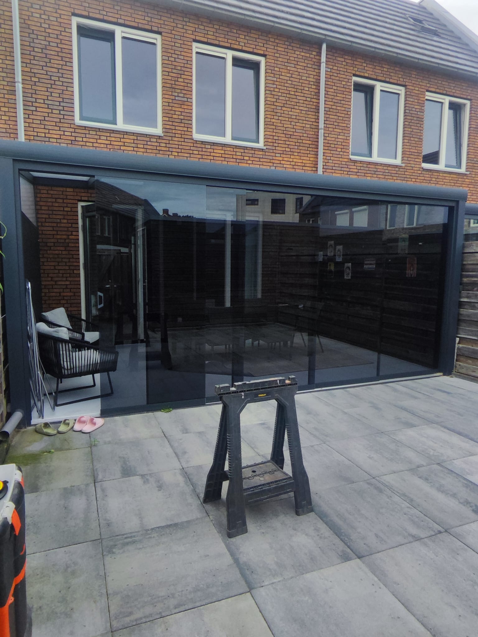 Glazen schuifwand 5-railsysteem met heldere/getinte glazen (complete set)