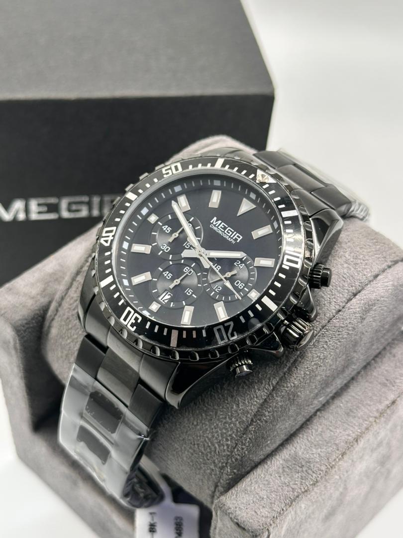 MONTRE MEGIR