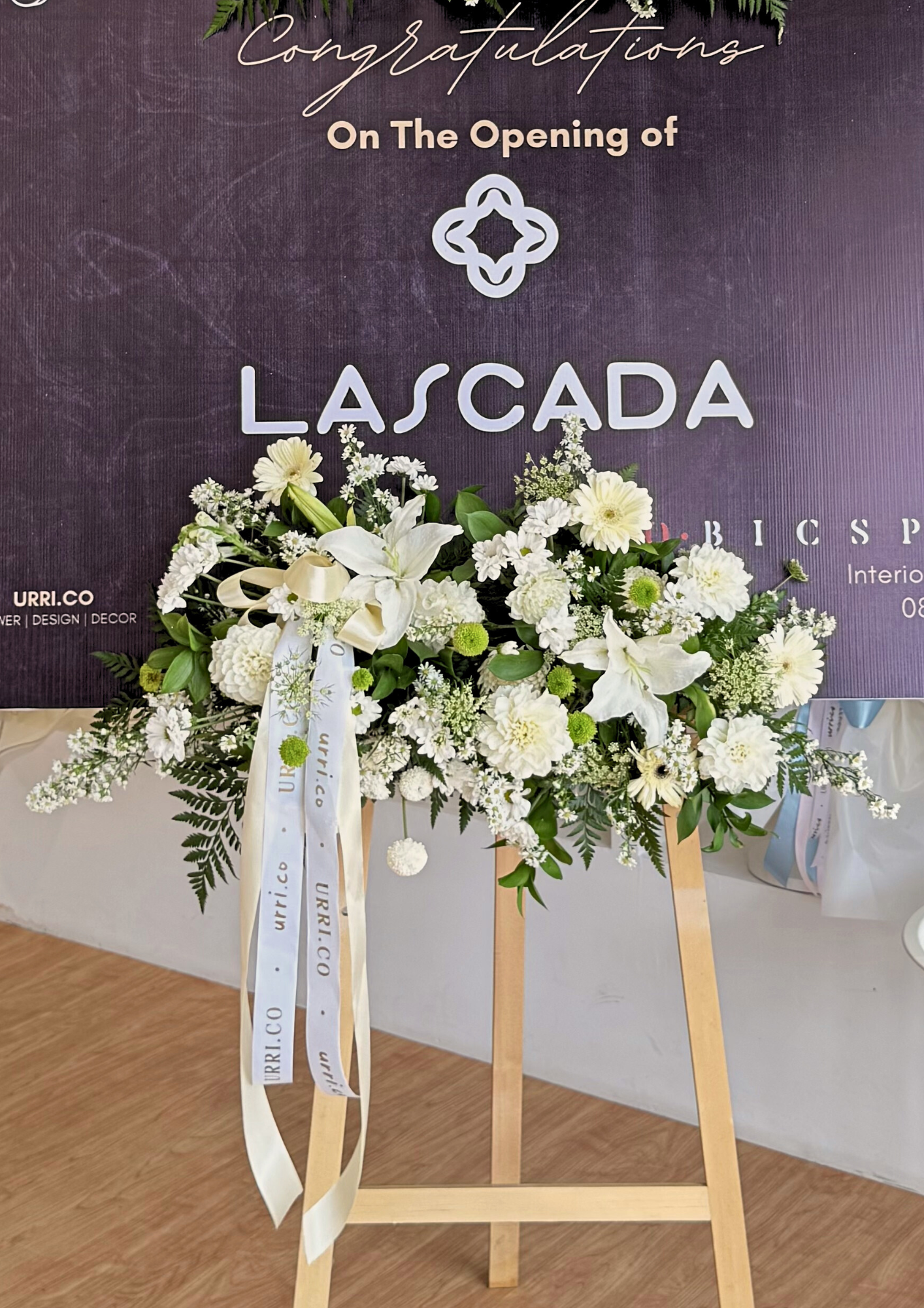 Standing Flower Board - Fresh Flower