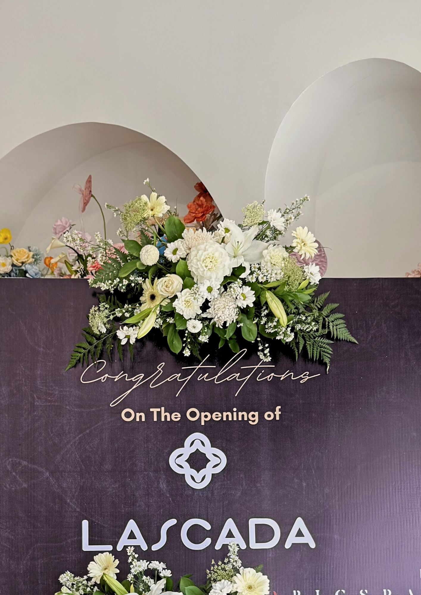 Standing Flower Board - Fresh Flower