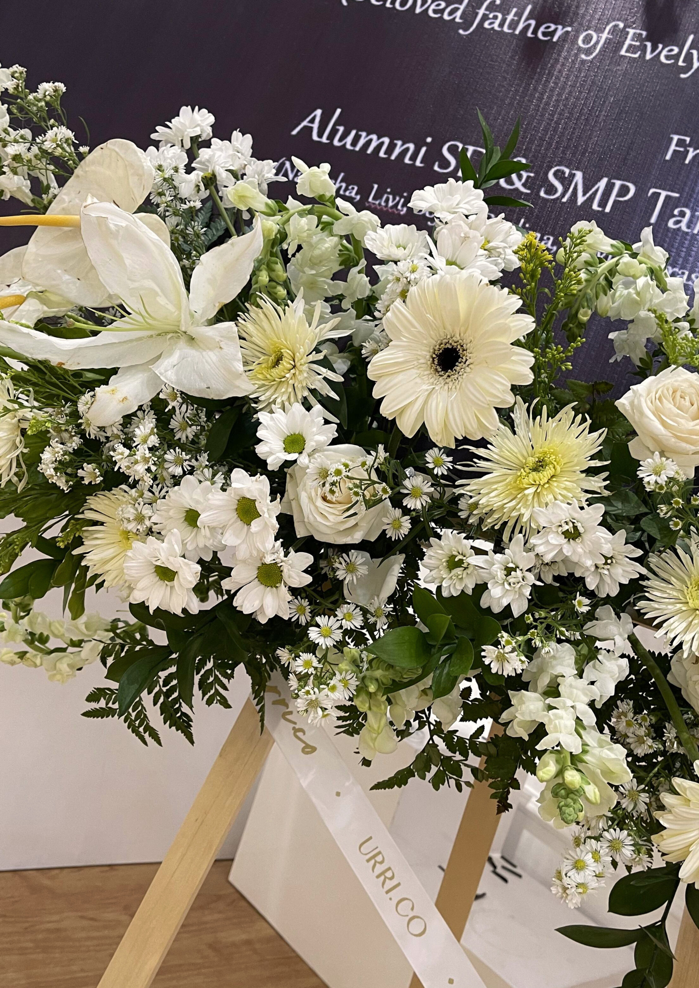 Standing Flower Board - Fresh Flower