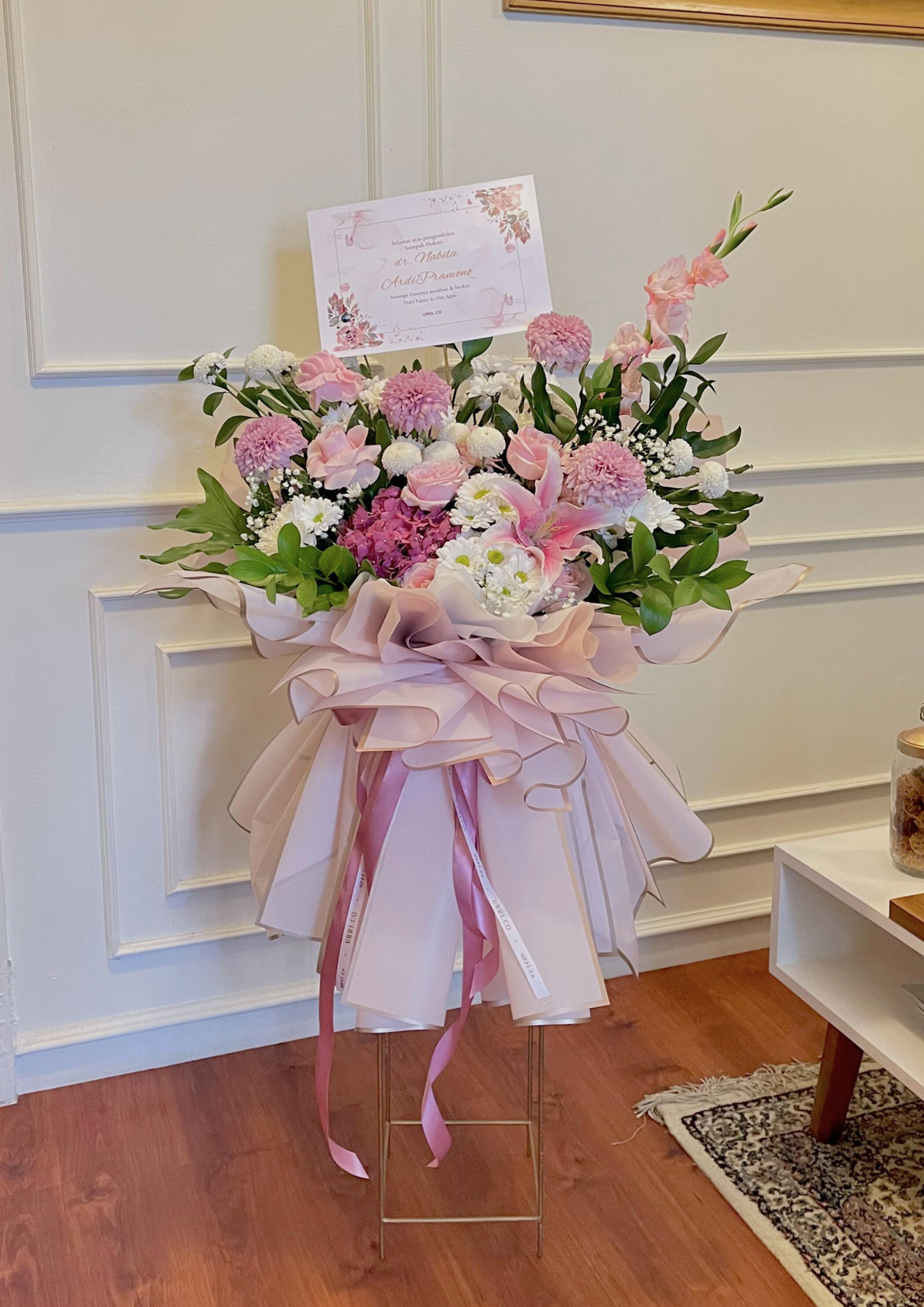 Standing Bouquet - Fresh Flower