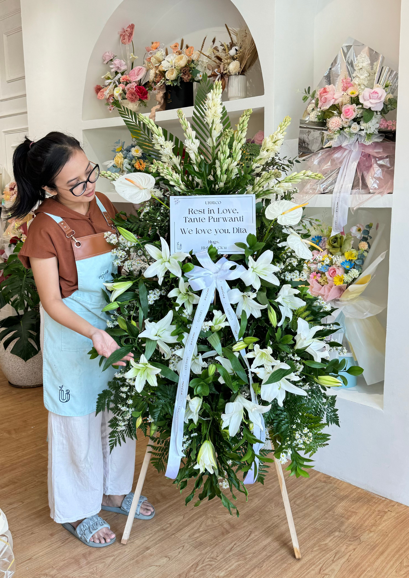 Standing Bouquet - Fresh Flower