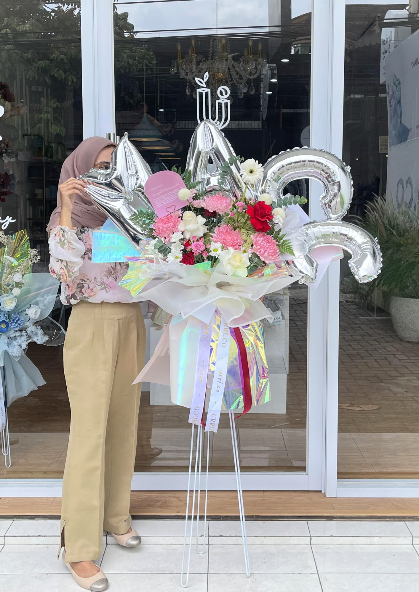 Standing Bouquet - Fresh Flower