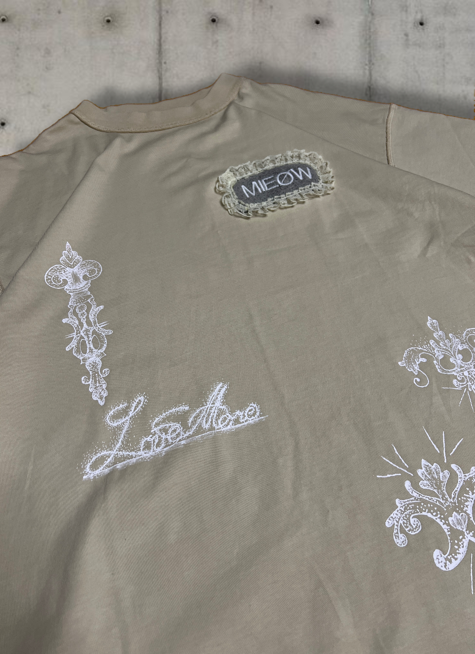 MIEØŴ Laced T-shirt