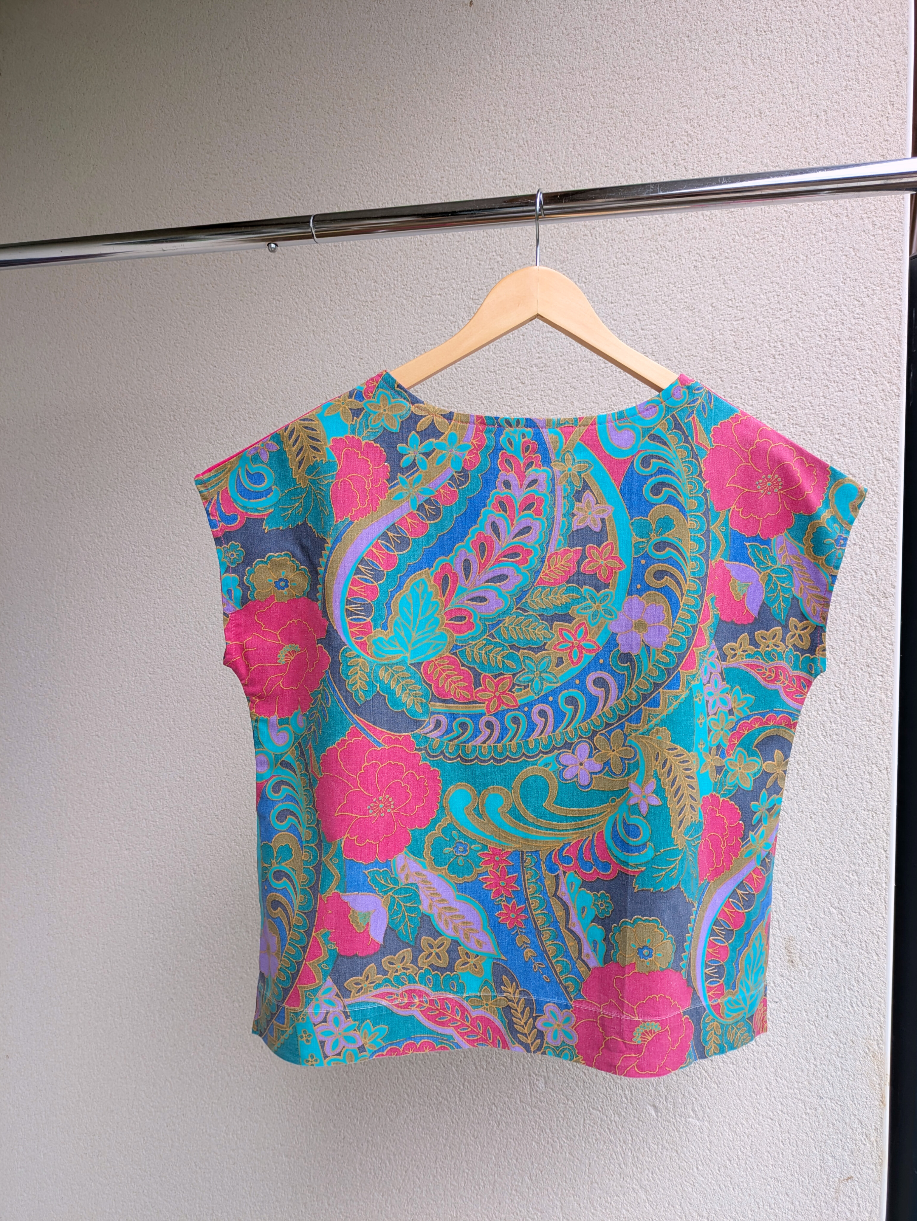 Blouse Poups - Fleurs foncées et fushia