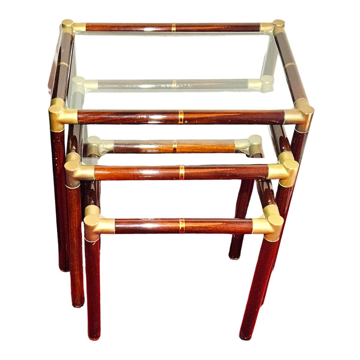 ANTIGO CONJUNTO DE MESAS LATERAIS / AUXILIARES