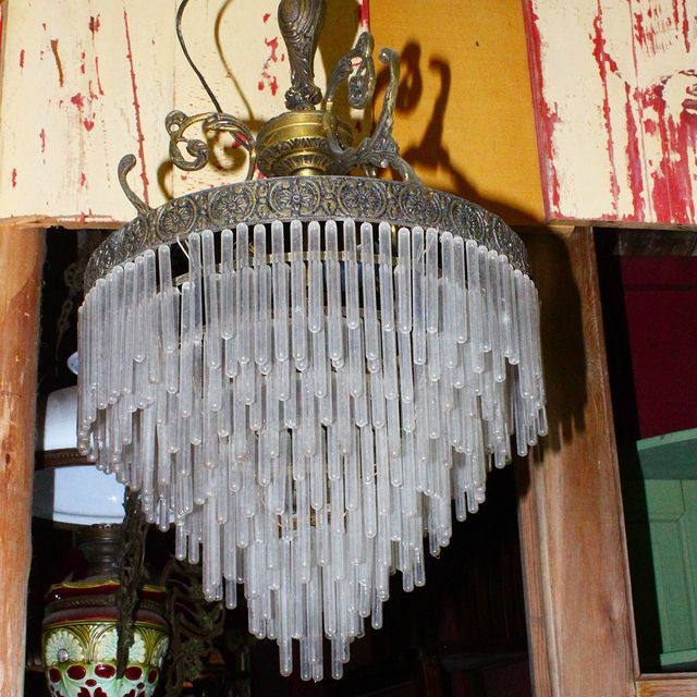 Lustre de teto com pingentes