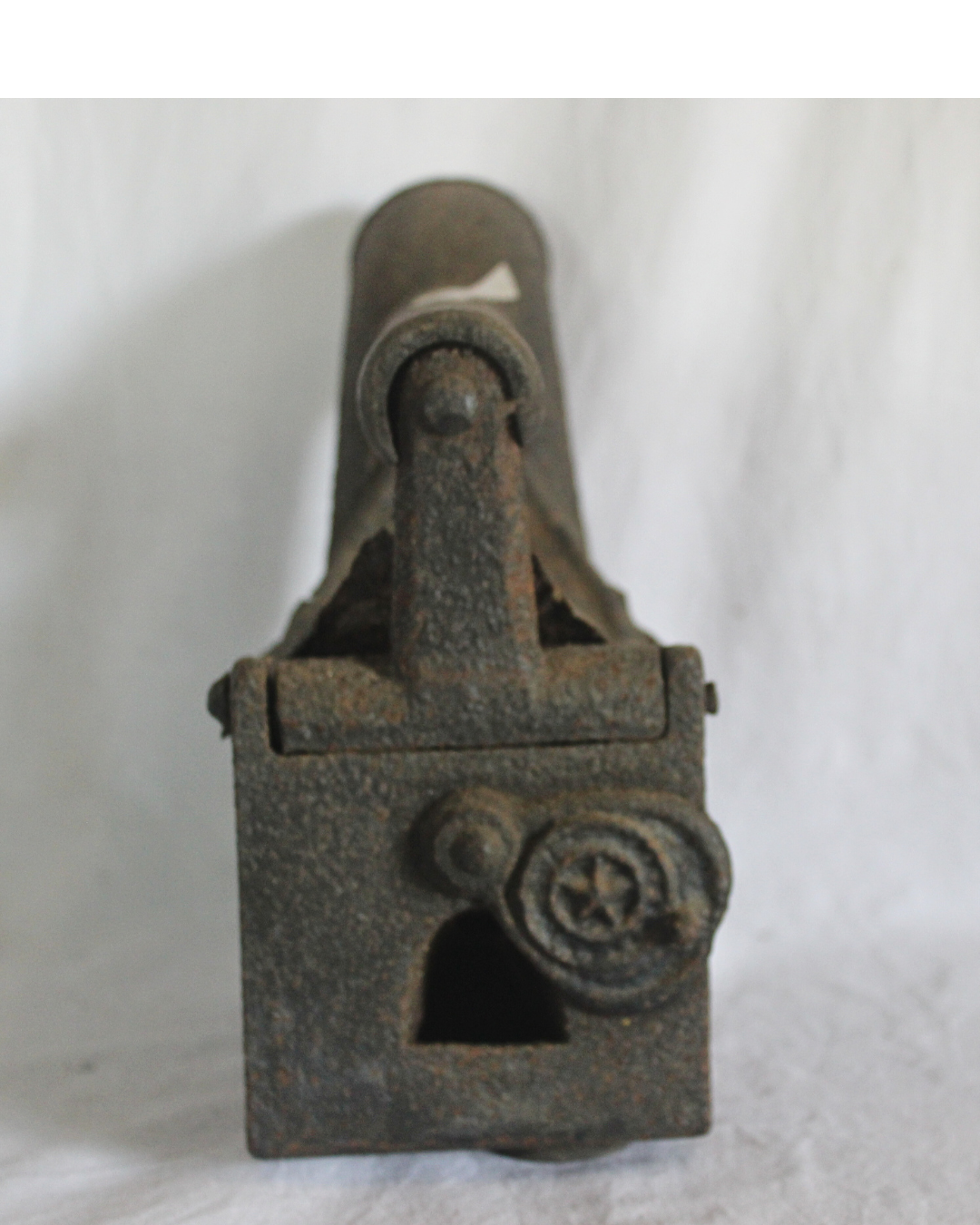 Ferro a carvão antigo