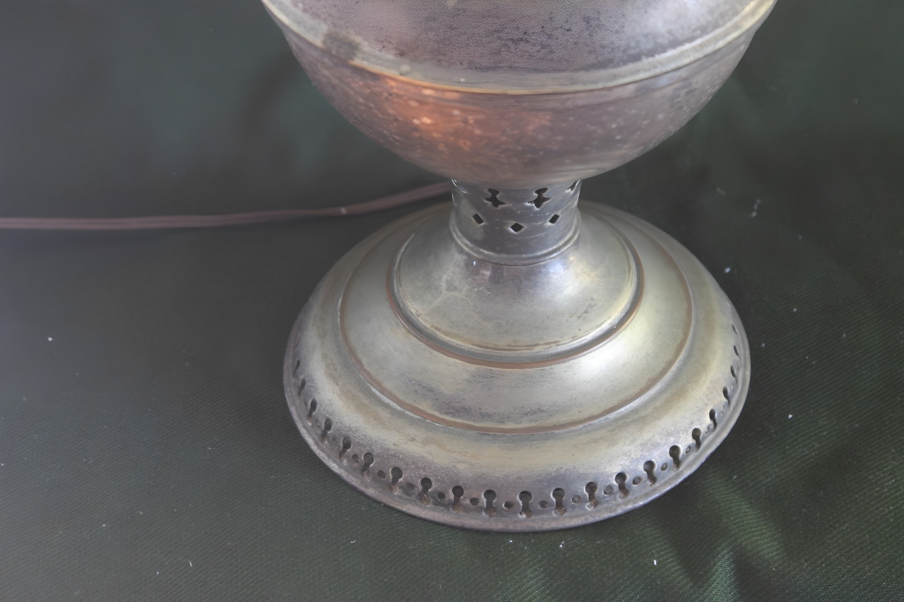 Abajur Vintage Autêntico Miller's Vestal Eletrificado - Metal e Vidro Jateado (49cm)